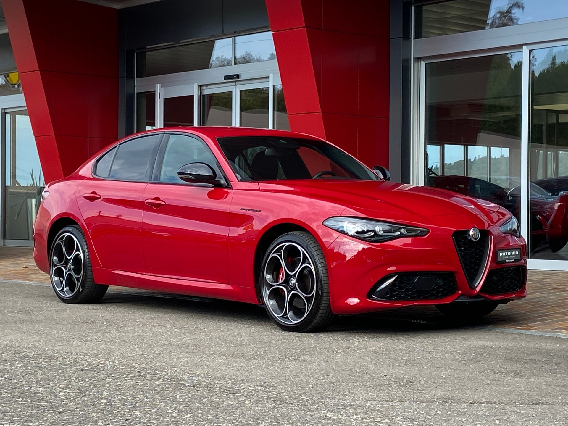 ALFA ROMEO Giulia 2.0 Competizione Q4 AT8-image-14