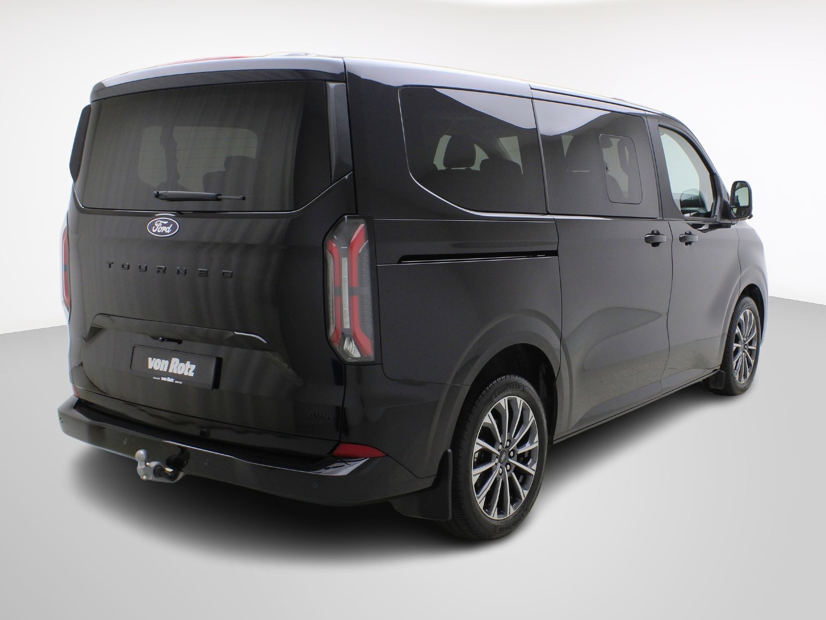 FORD Tourneo Custom 320 L1 2.0 TDCI 4x4 Titanium X-image-4