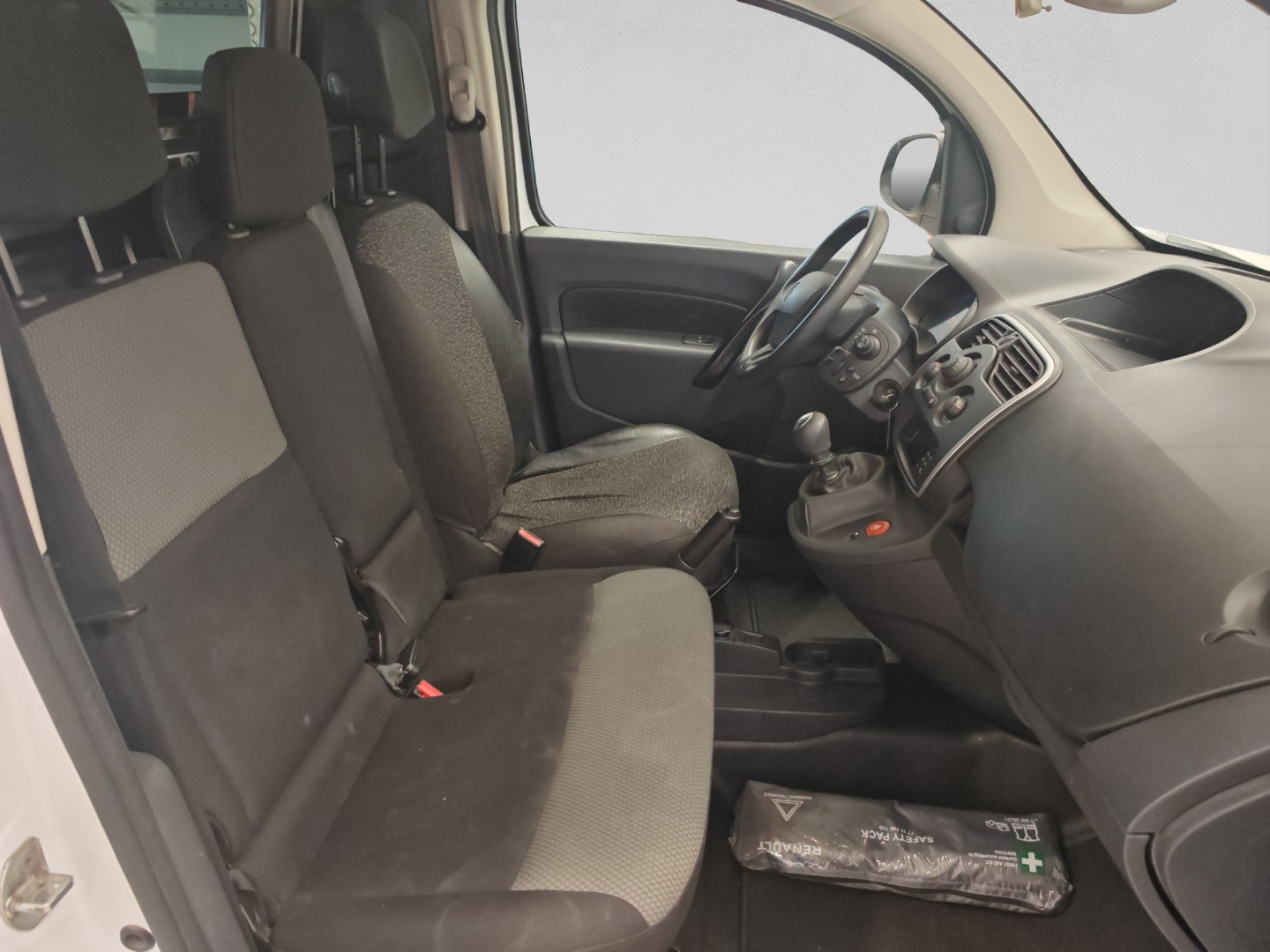 RENAULT Kangoo Medium dCi 95 ENERGY Limited-image-15