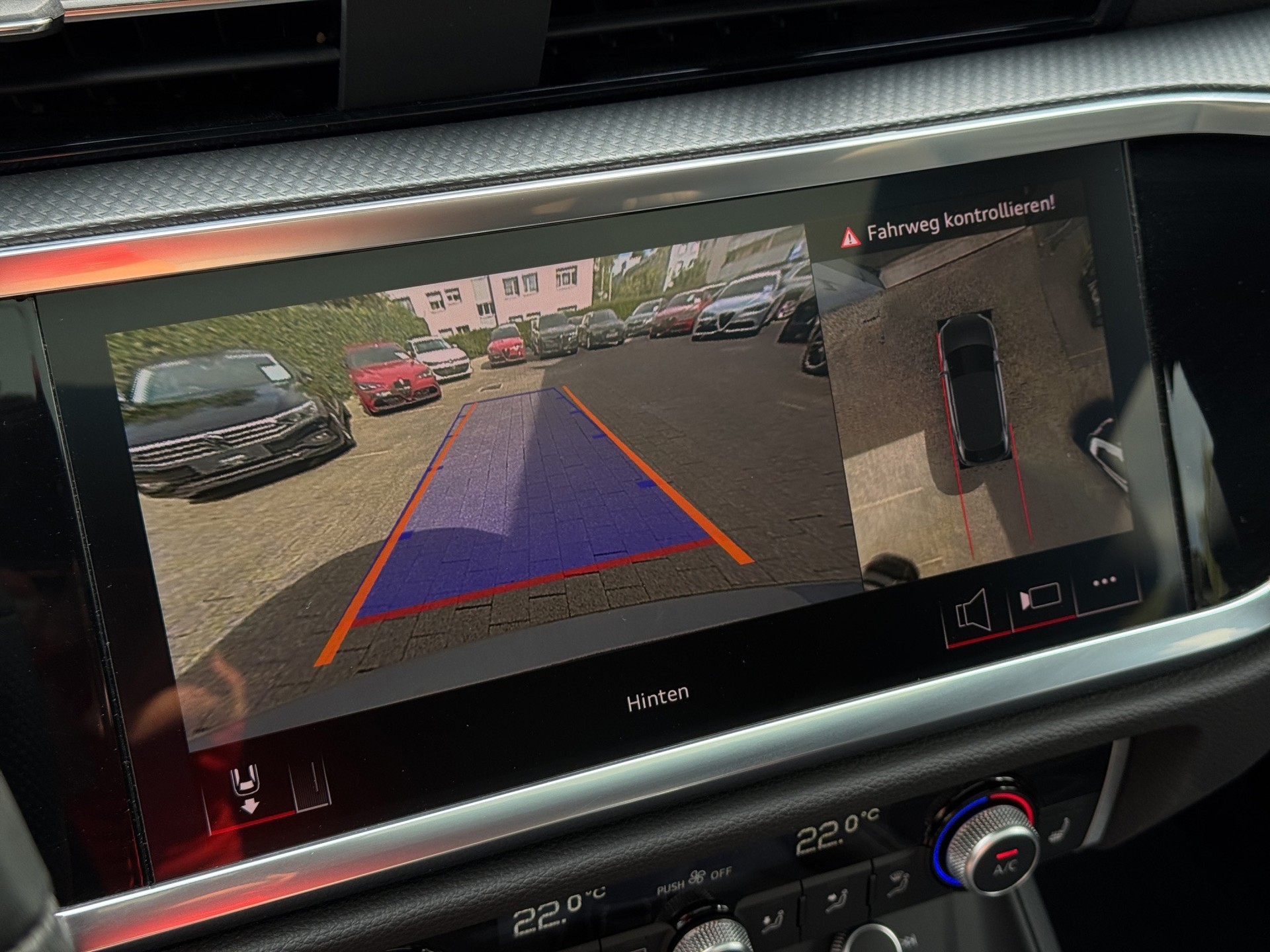 AUDI Q3 Sportback 35 TFSI S line "Prestige Edition" S-tronic " Panoramadach-20"Alu-Leder"-image-18