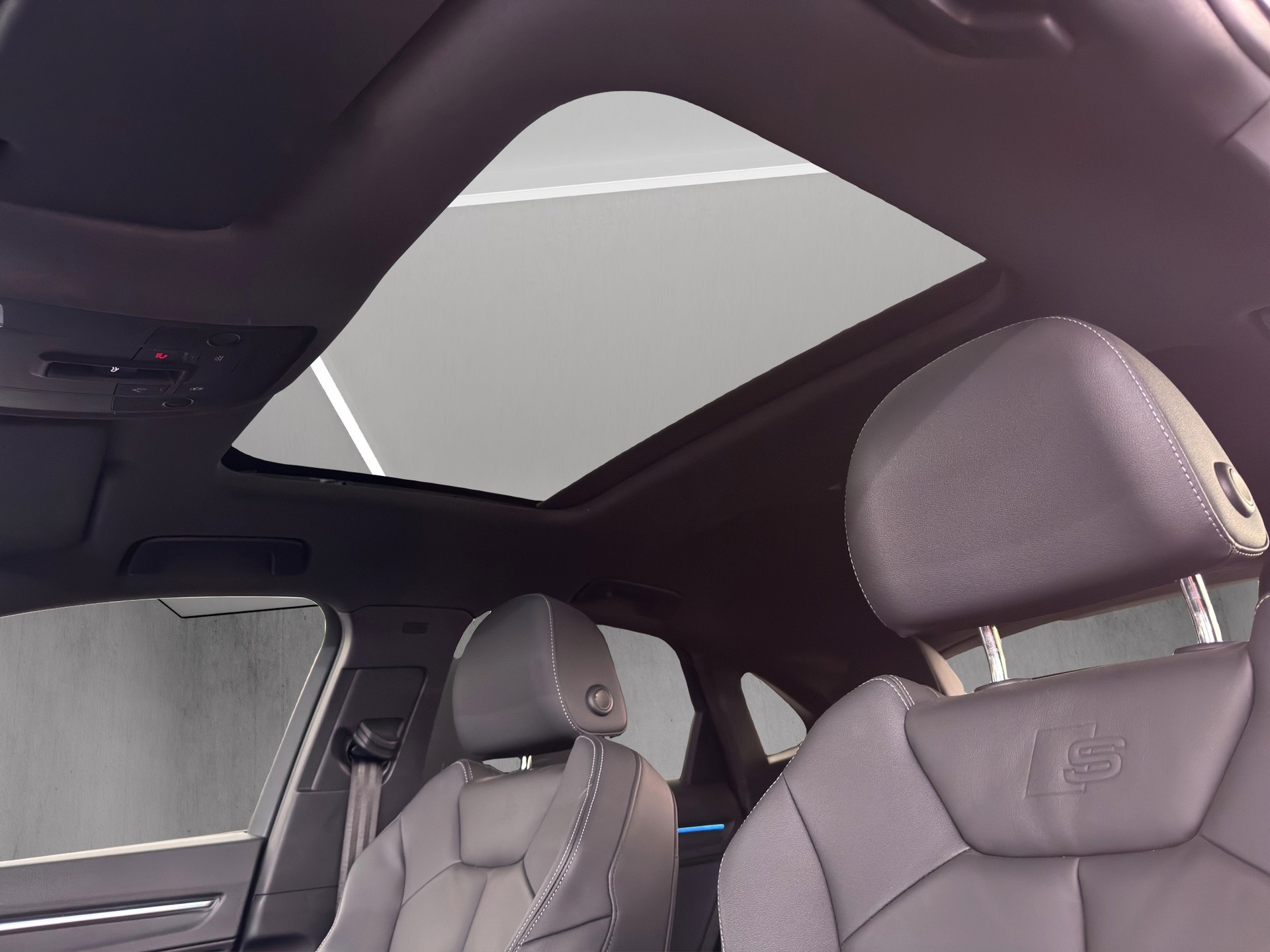 AUDI Q3 Sportback 35 TFSI S line "Prestige Edition" S-tronic " Panoramadach-20"Alu-Leder"-image-8