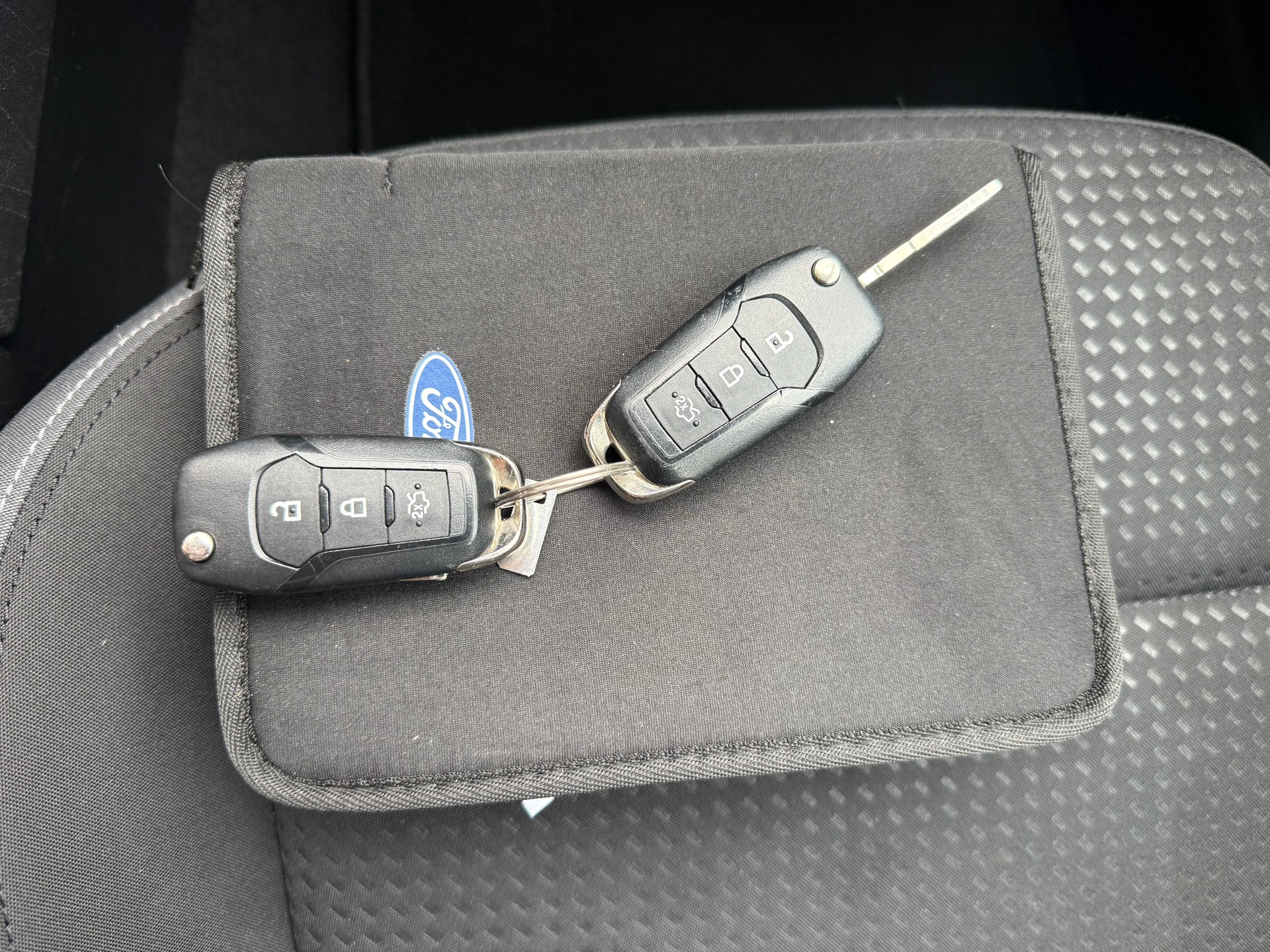 FORD Focus 1.5 TDCi Cool Connect Automatic-image-12