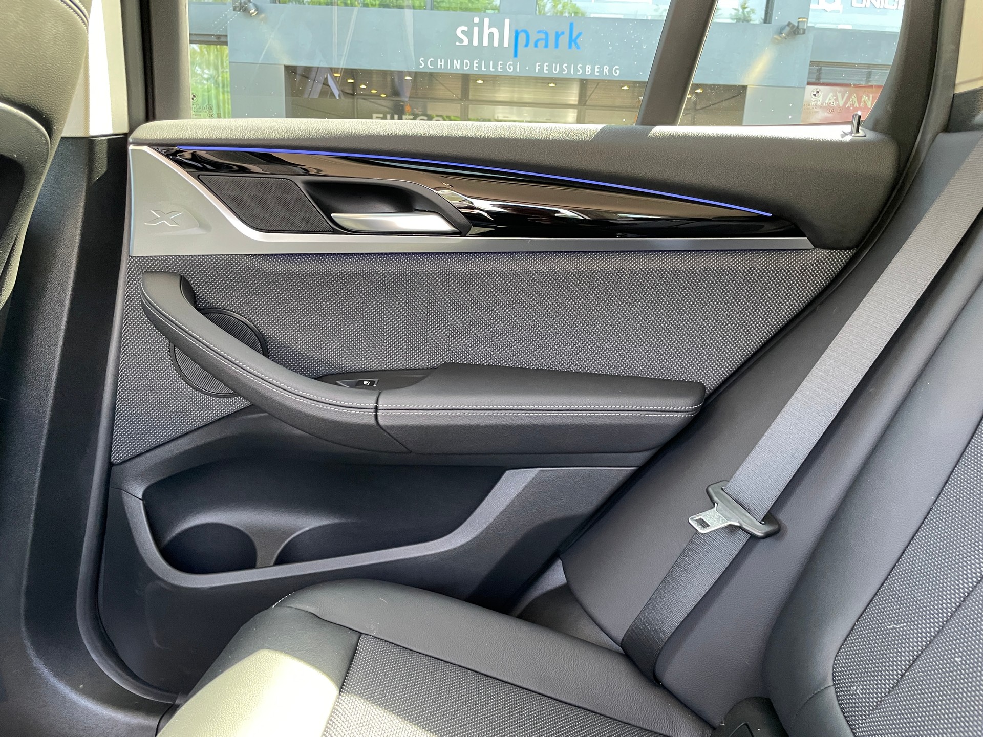 BMW X3 xDrive 48V 20d xLine Steptronic-image-16