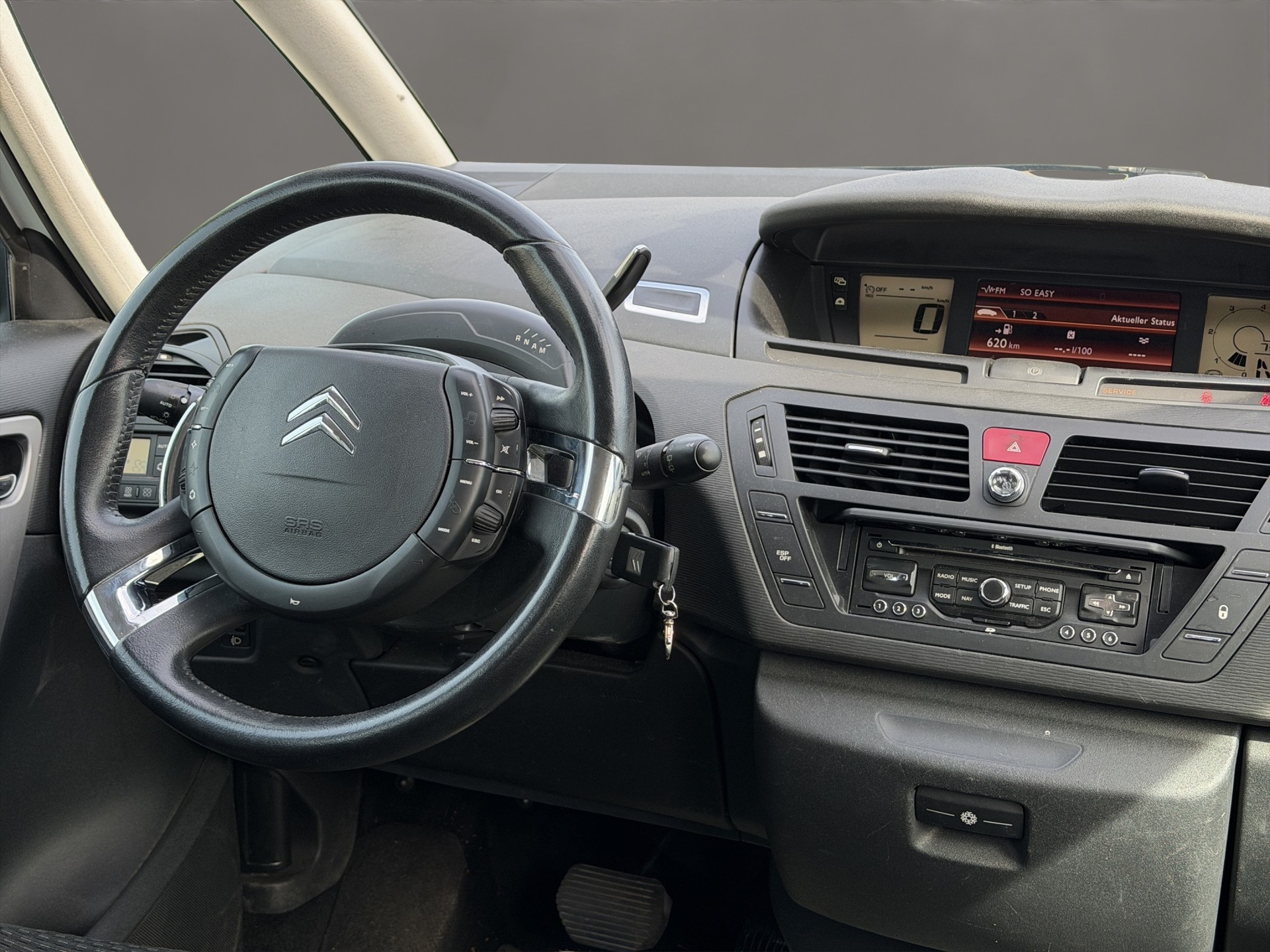 CITROEN Grand C4 Picasso 2.0 HDI Dynamique BMP 7 Plätze-image-13