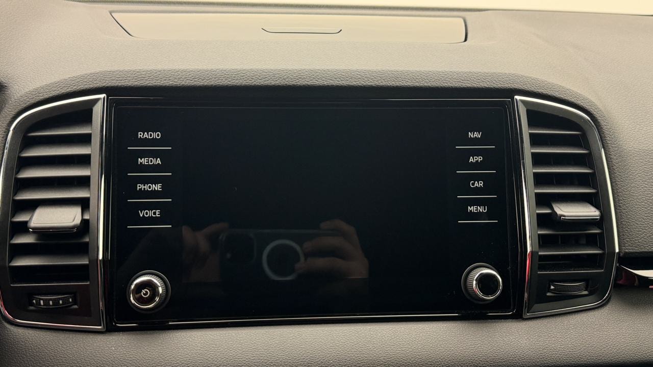 SKODA Karoq 2.0 TSI SportLine 4x4 DSG-image-7