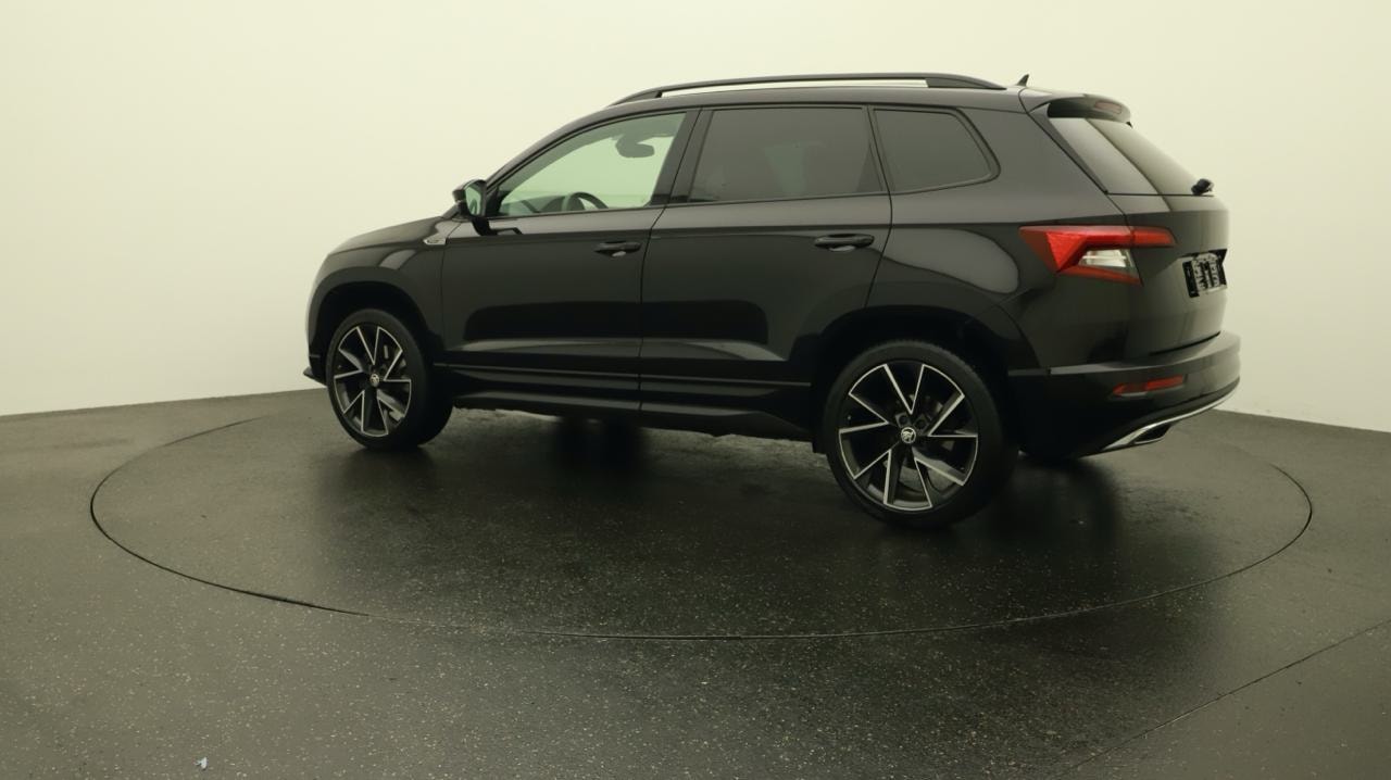 SKODA Karoq 2.0 TSI SportLine 4x4 DSG-image-2