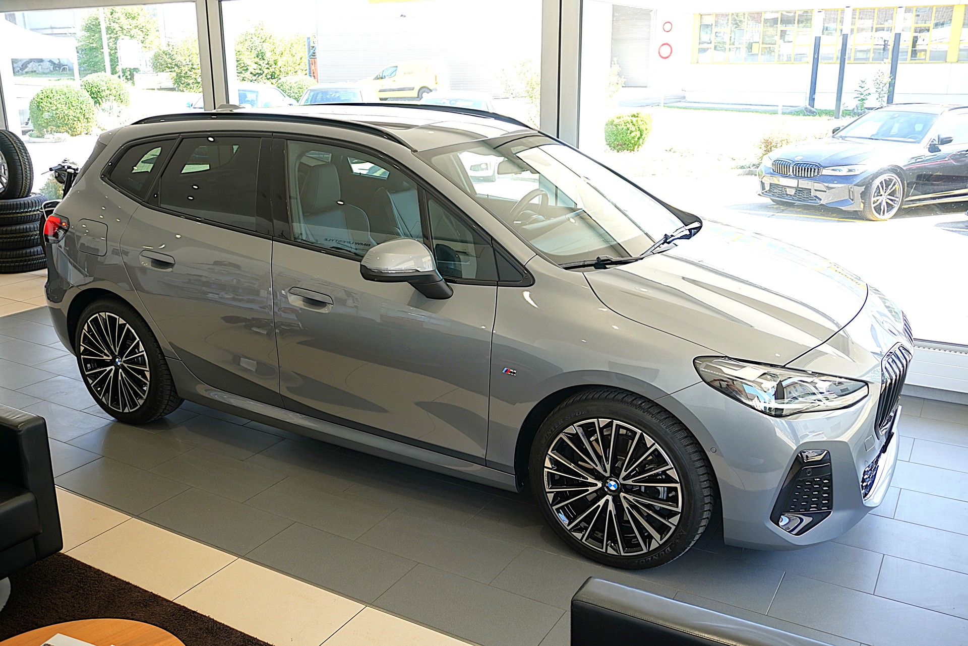 BMW 223i Active Tourer xDrive M Sport DKG-showroom-element-2