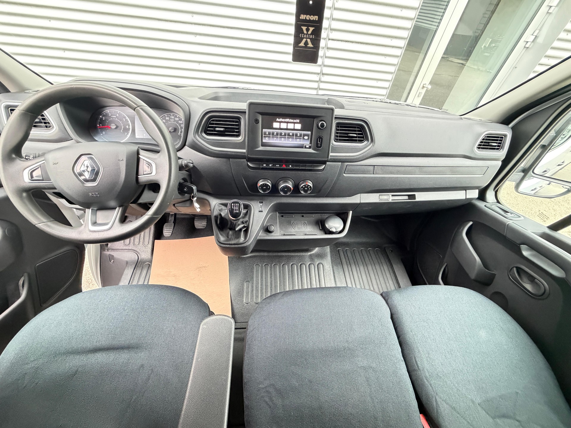 RENAULT T35 dCi150 L3H2 mit AHK, Seitenneigung inkl.-image-9