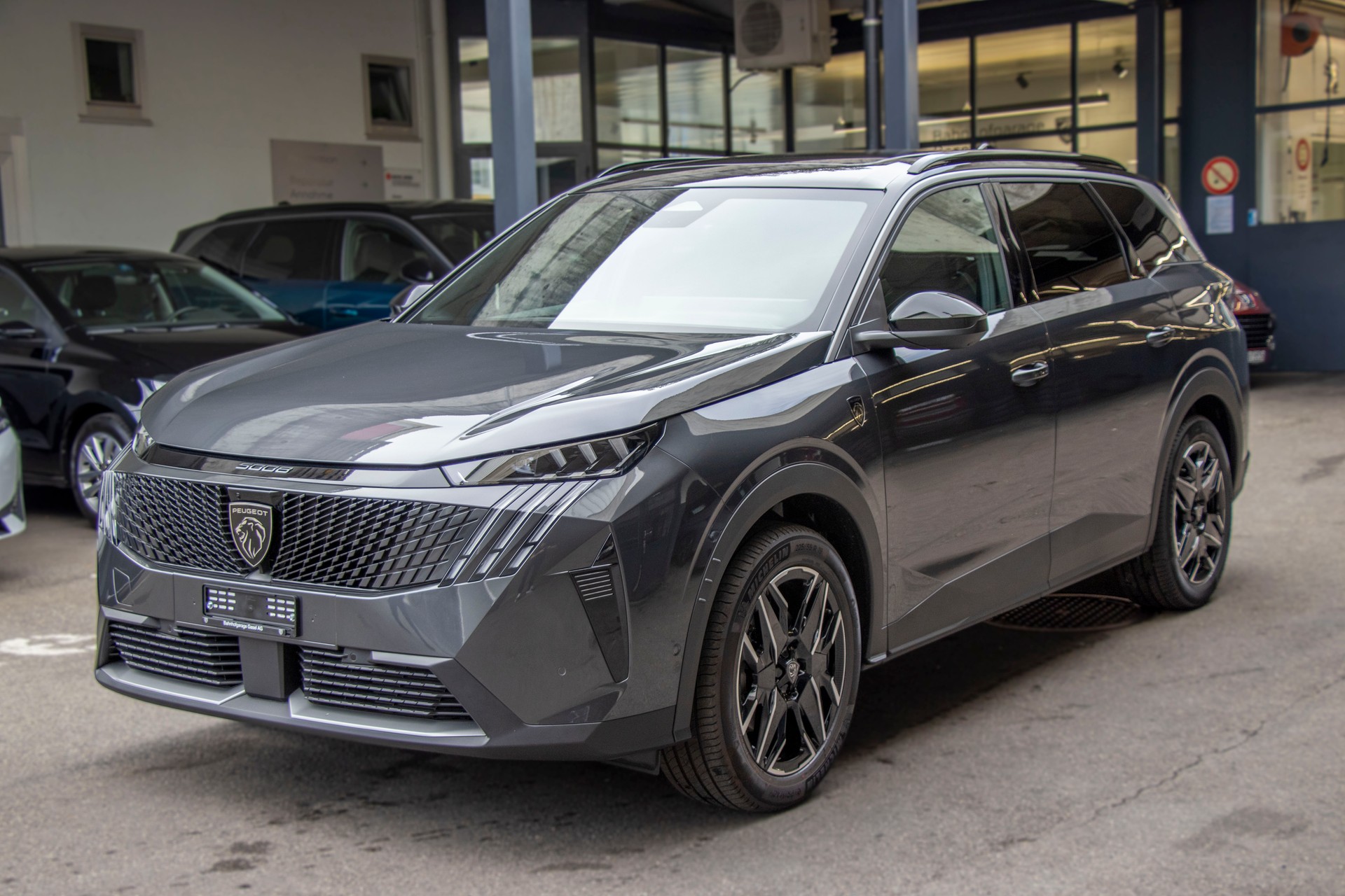 PEUGEOT 5008 145 Hybrid e-DCS6 GT Exclusive-image-0