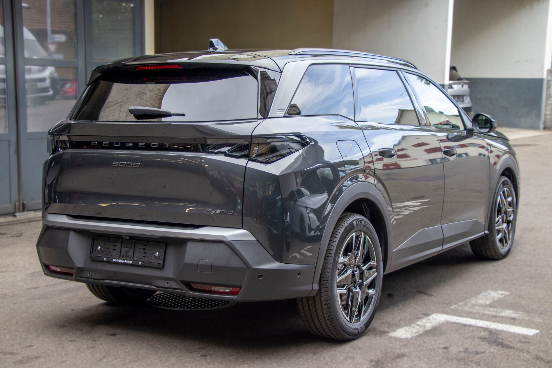 PEUGEOT 5008 145 Hybrid e-DCS6 GT Exclusive-image-2