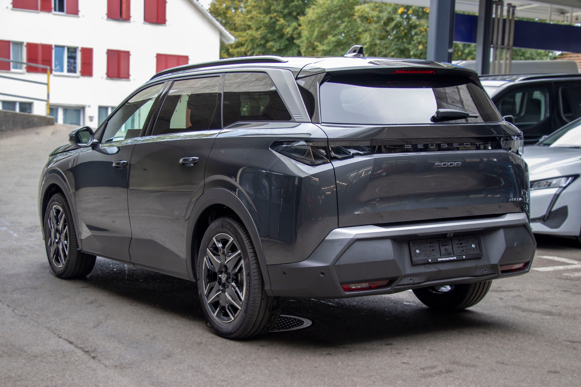 PEUGEOT 5008 145 Hybrid e-DCS6 GT Exclusive-image-1