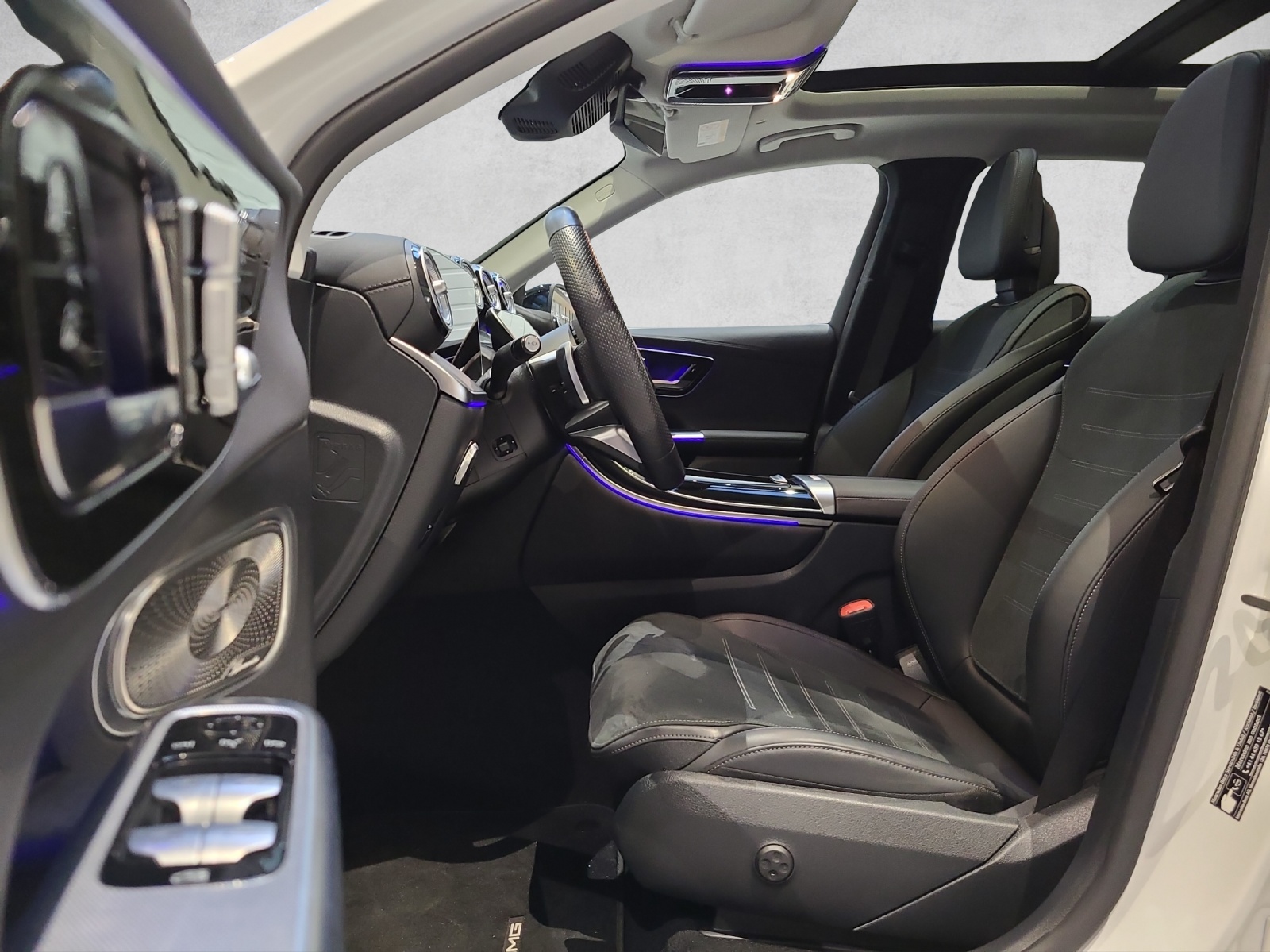 MERCEDES-BENZ GLC 220 d AMG Line 4M X254-image-14
