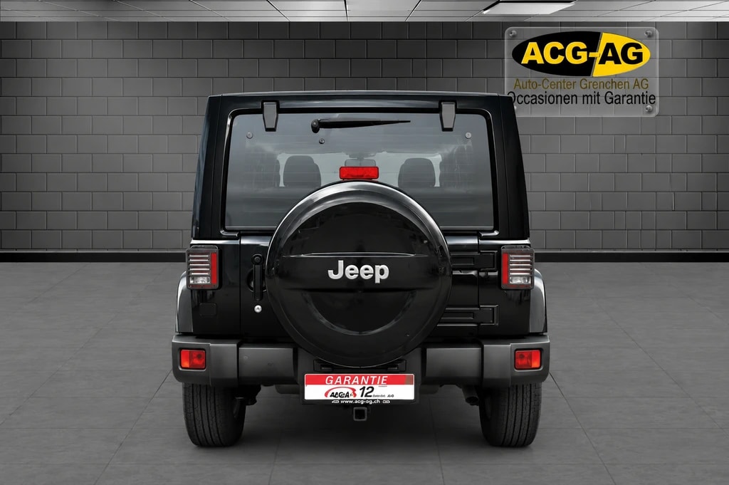 JEEP Wrangler 2.8CRD Unlimited Sahara Automatic ** 200 PS ** Teil-Leder ** Gr-Navi ** Anh-Kupplung ** Soft + Hardtop **-image-4