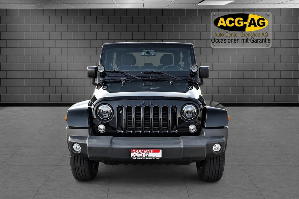 JEEP Wrangler 2.8CRD Unlimited Sahara Automatic ** 200 PS ** Teil-Leder ** Gr-Navi ** Anh-Kupplung ** Soft + Hardtop **-image-1