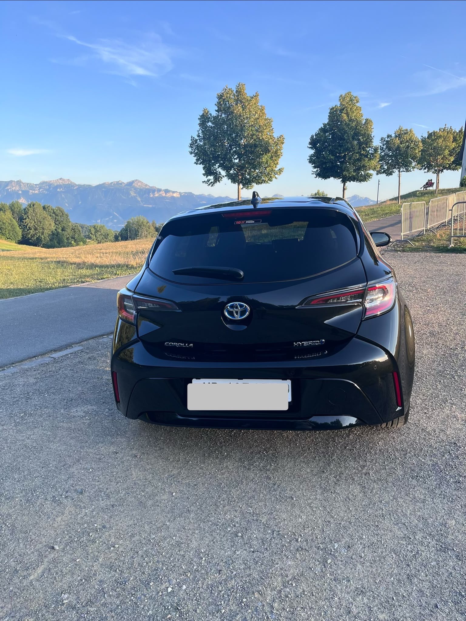 TOYOTA 1.8 HSD Comfort-image-4