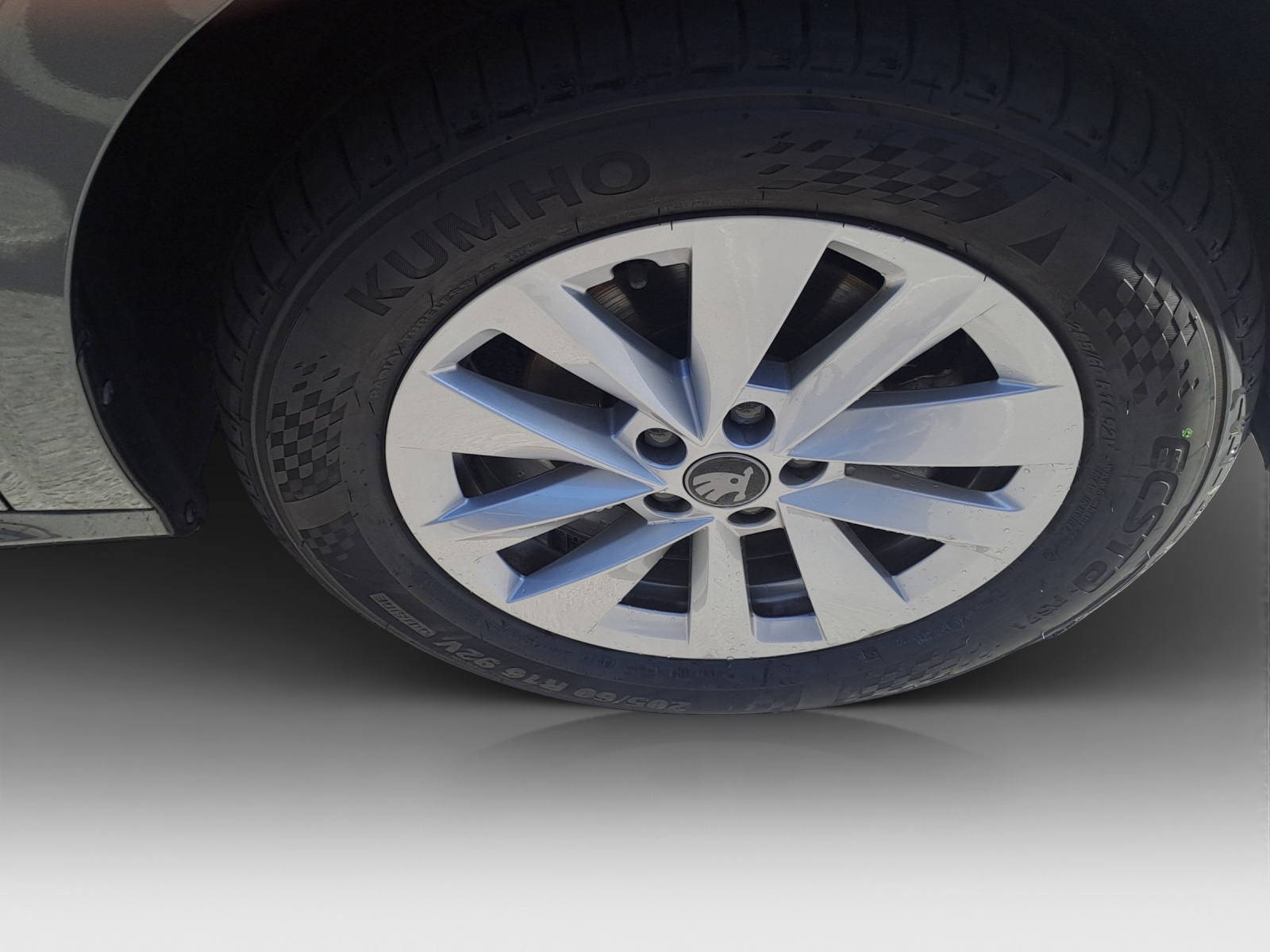 SKODA Kamiq 1.0 TSI Dynamic DSG-image-14