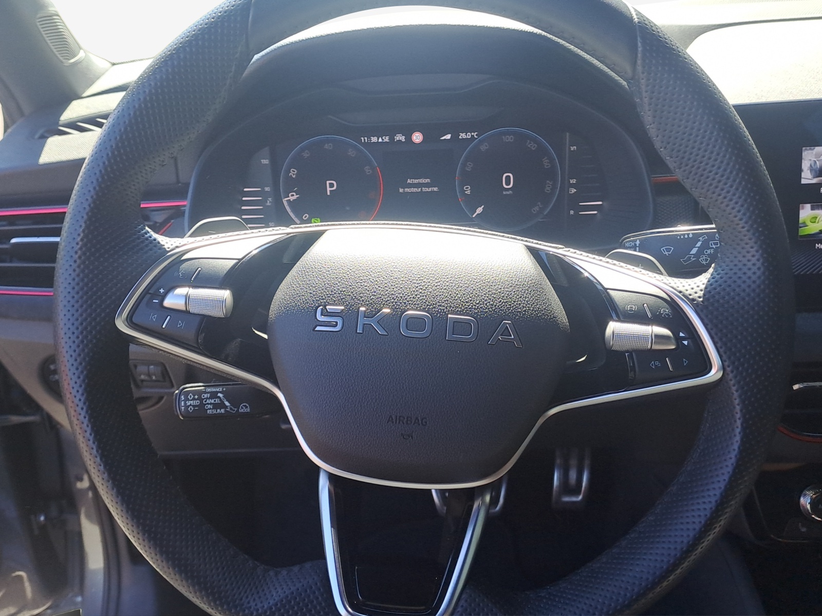 SKODA Kamiq 1.0 TSI Dynamic DSG-image-9