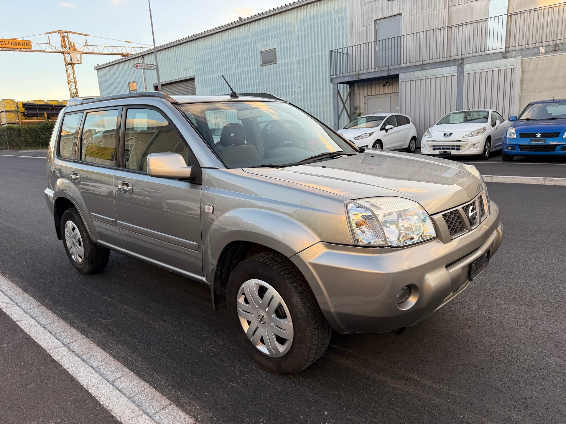NISSAN X-Trail 2.5 16V Elegance-image-3