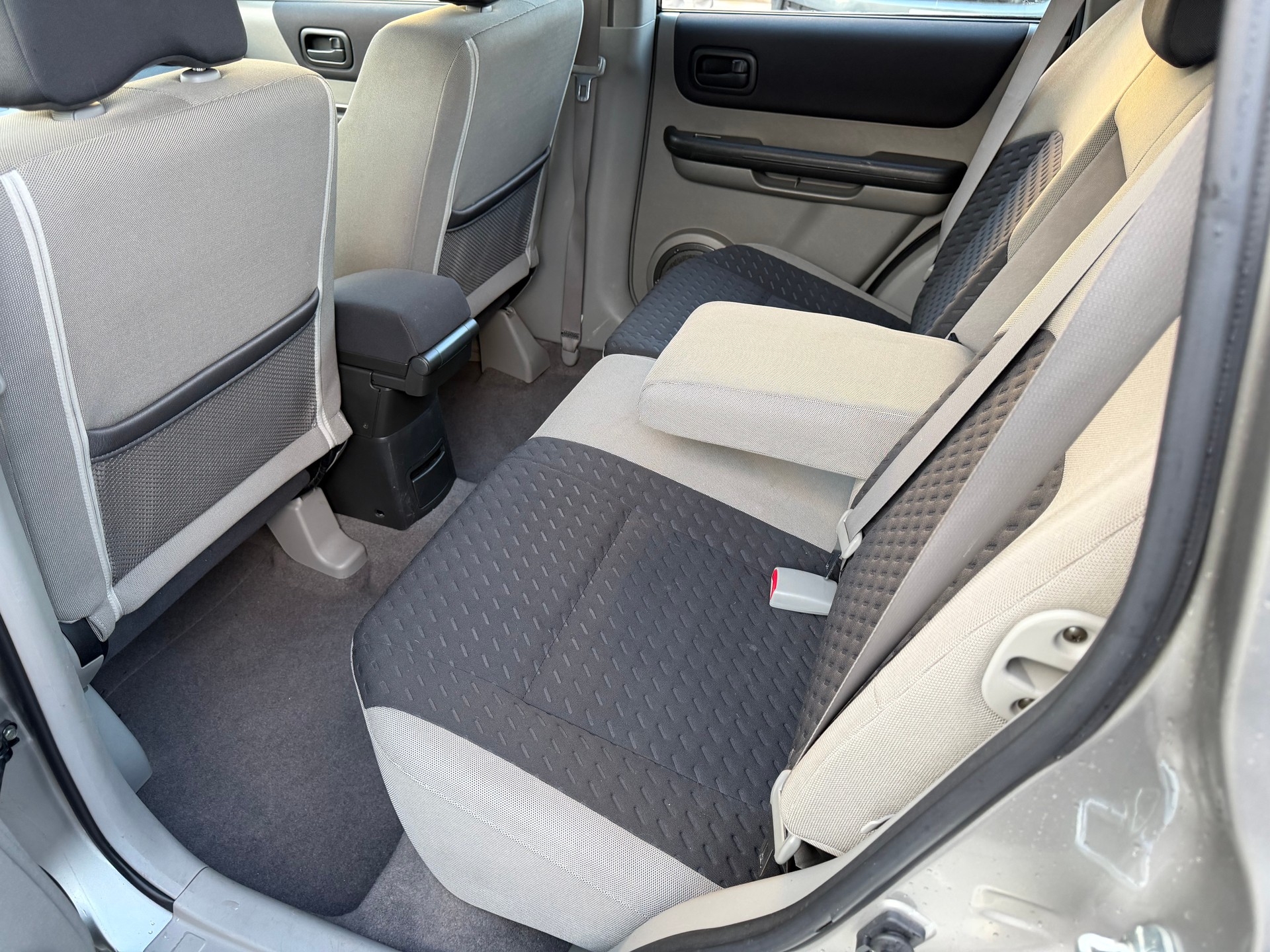 NISSAN X-Trail 2.5 16V Elegance-image-8