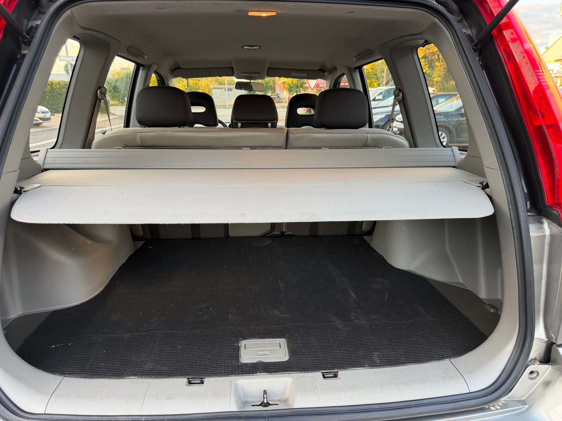 NISSAN X-Trail 2.5 16V Elegance-image-10