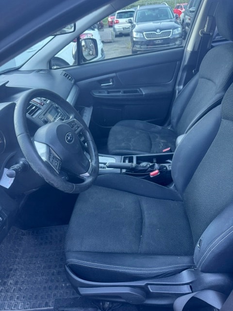 SUBARU XV 2.0 Swiss Two AWD CVT-image-12