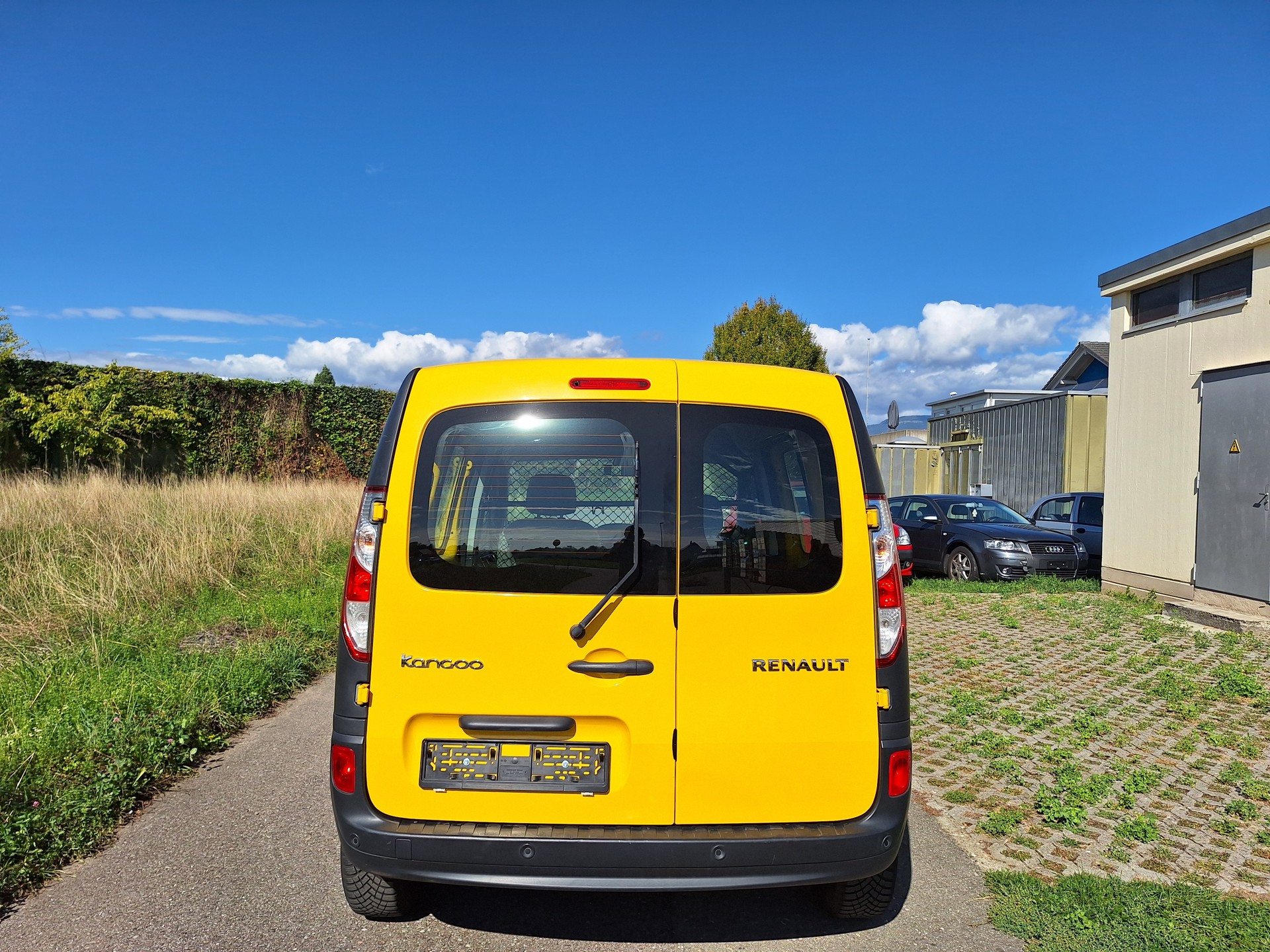 RENAULT Kangoo Medium TCe 115 Business A-image-3