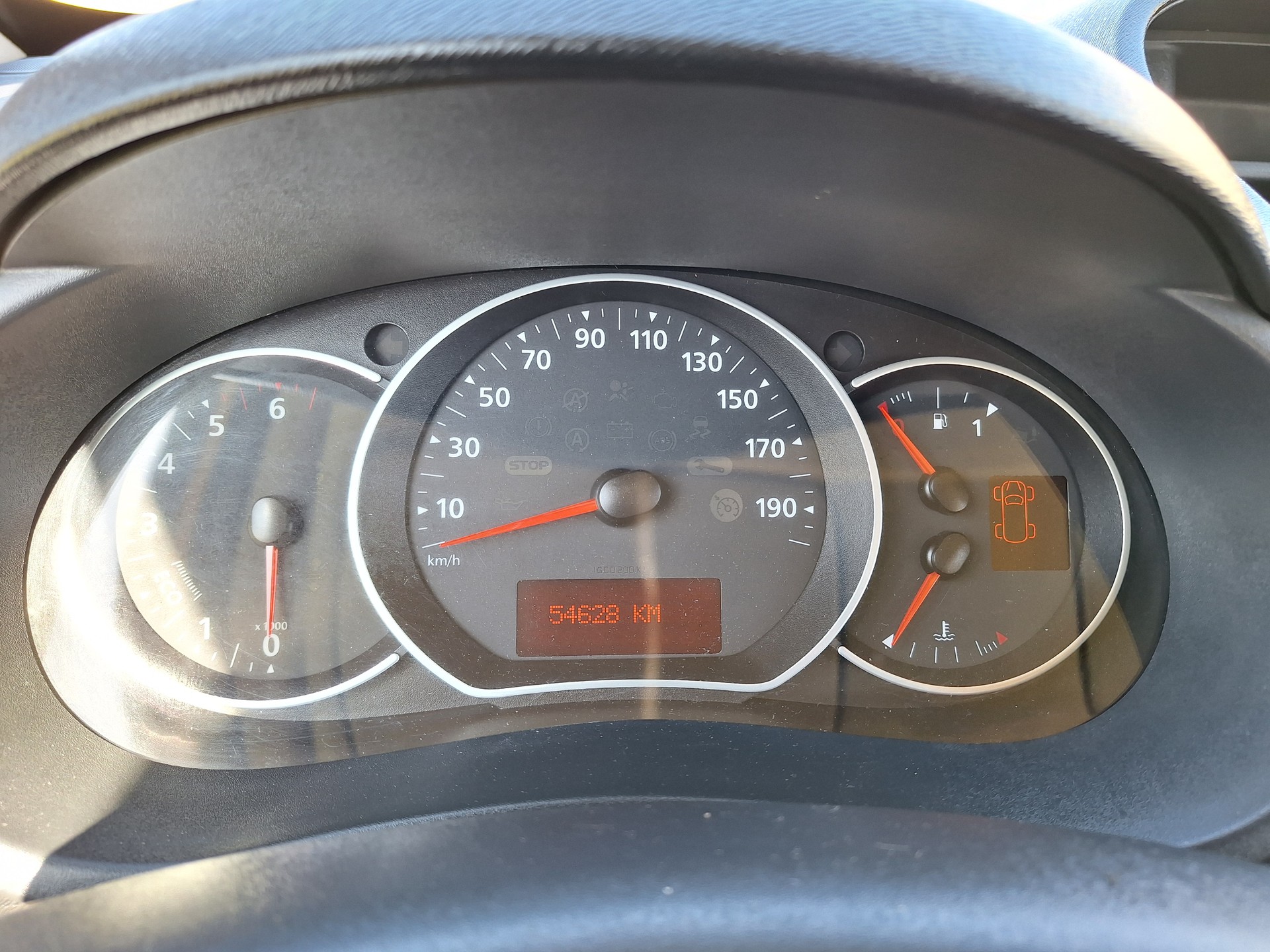 RENAULT Kangoo Medium TCe 115 Business A-image-12