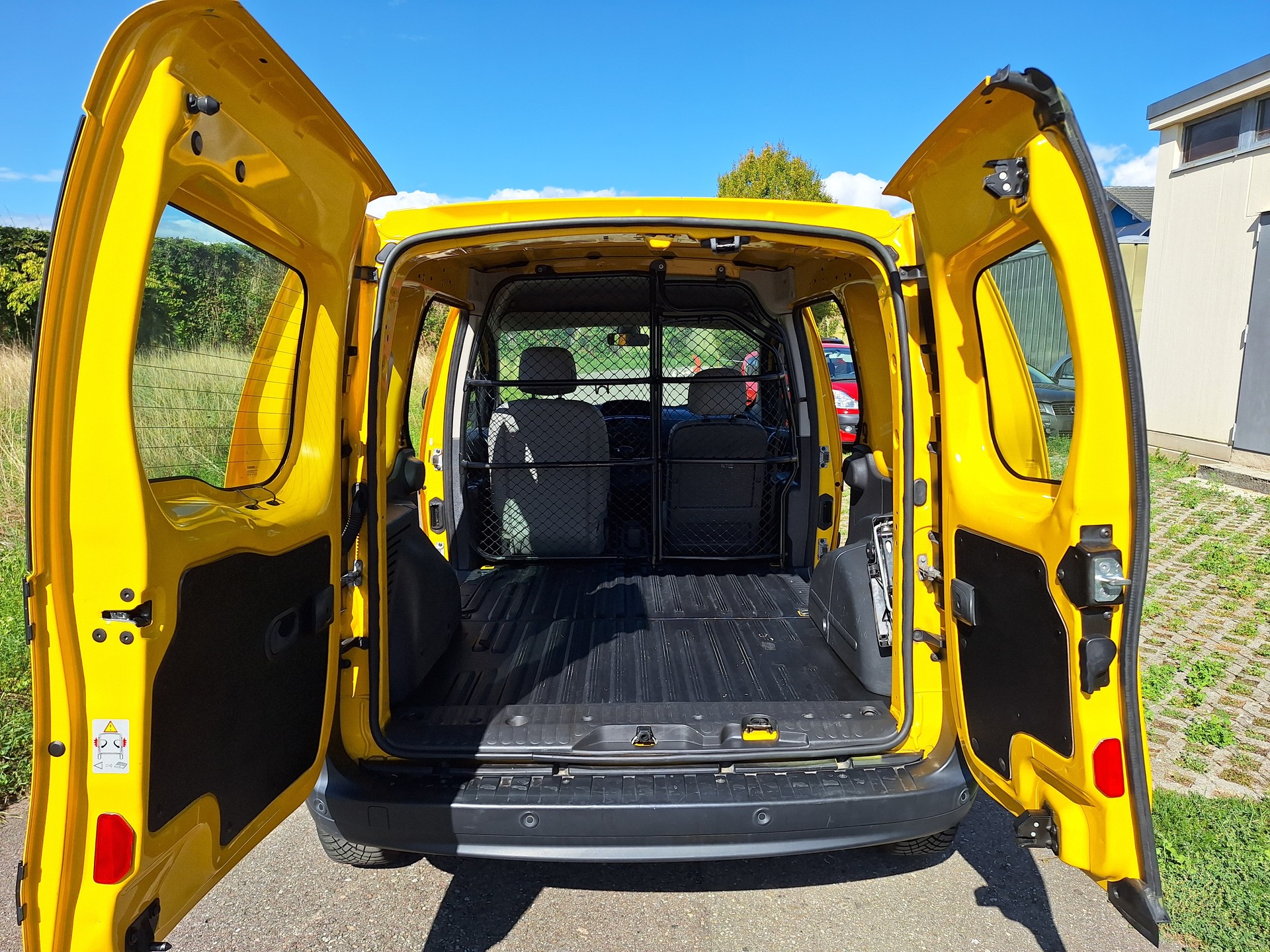 RENAULT Kangoo Medium TCe 115 Business A-image-7