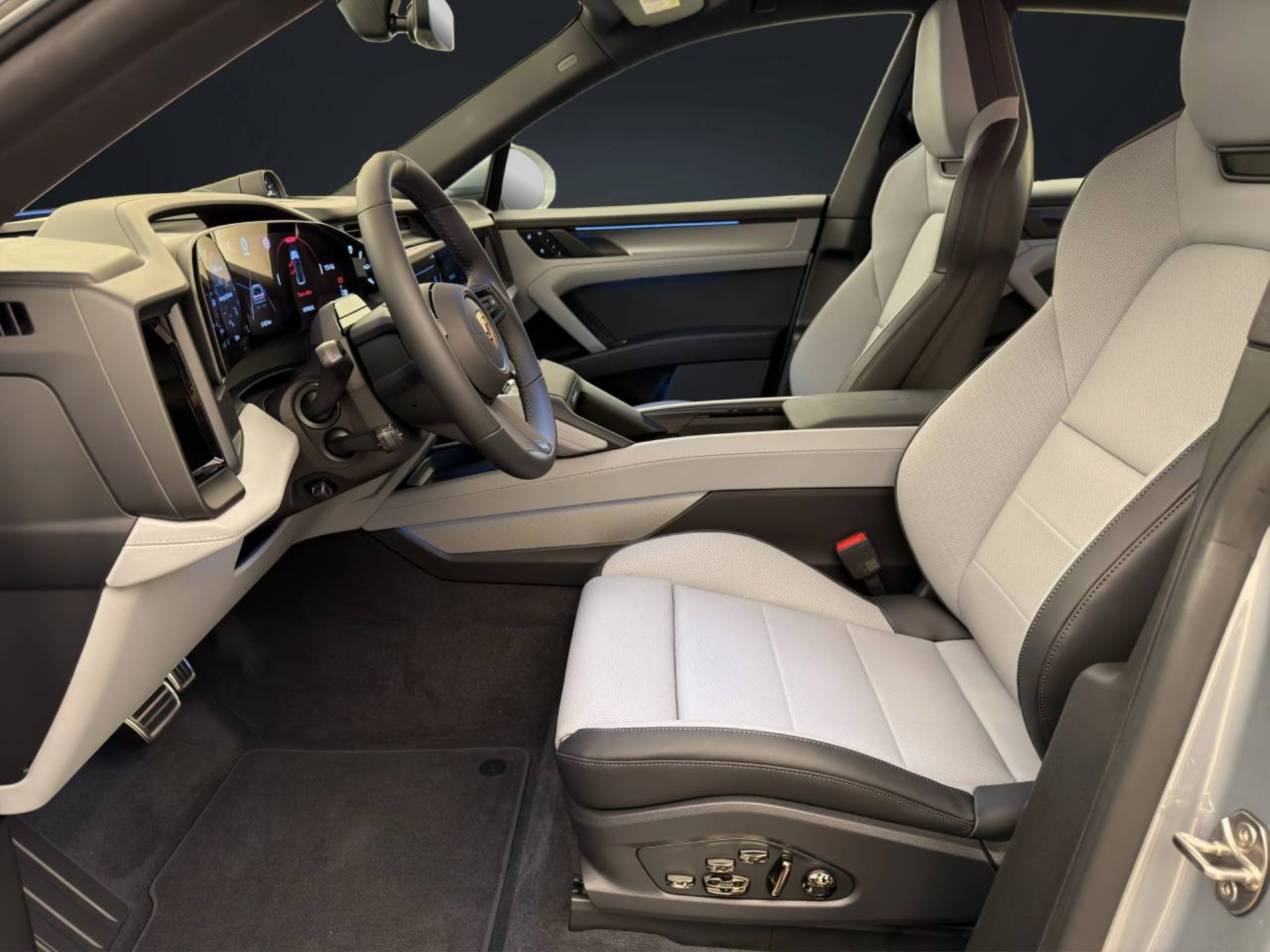 PORSCHE Cayenne Coupé Electric-image-4