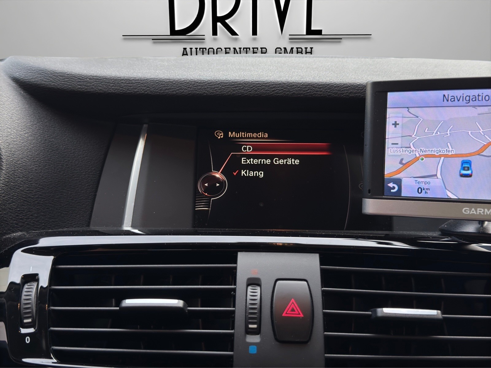 BMW X3 xDrive 20i Steptronic-image-15