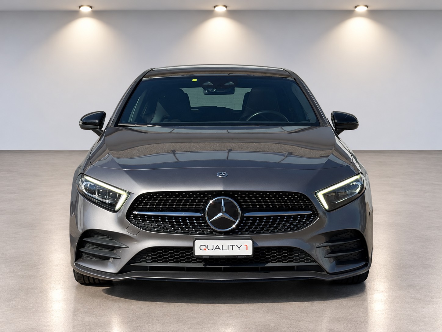 MERCEDES-BENZ A 180 AMG Line 7G-DCT-image-1