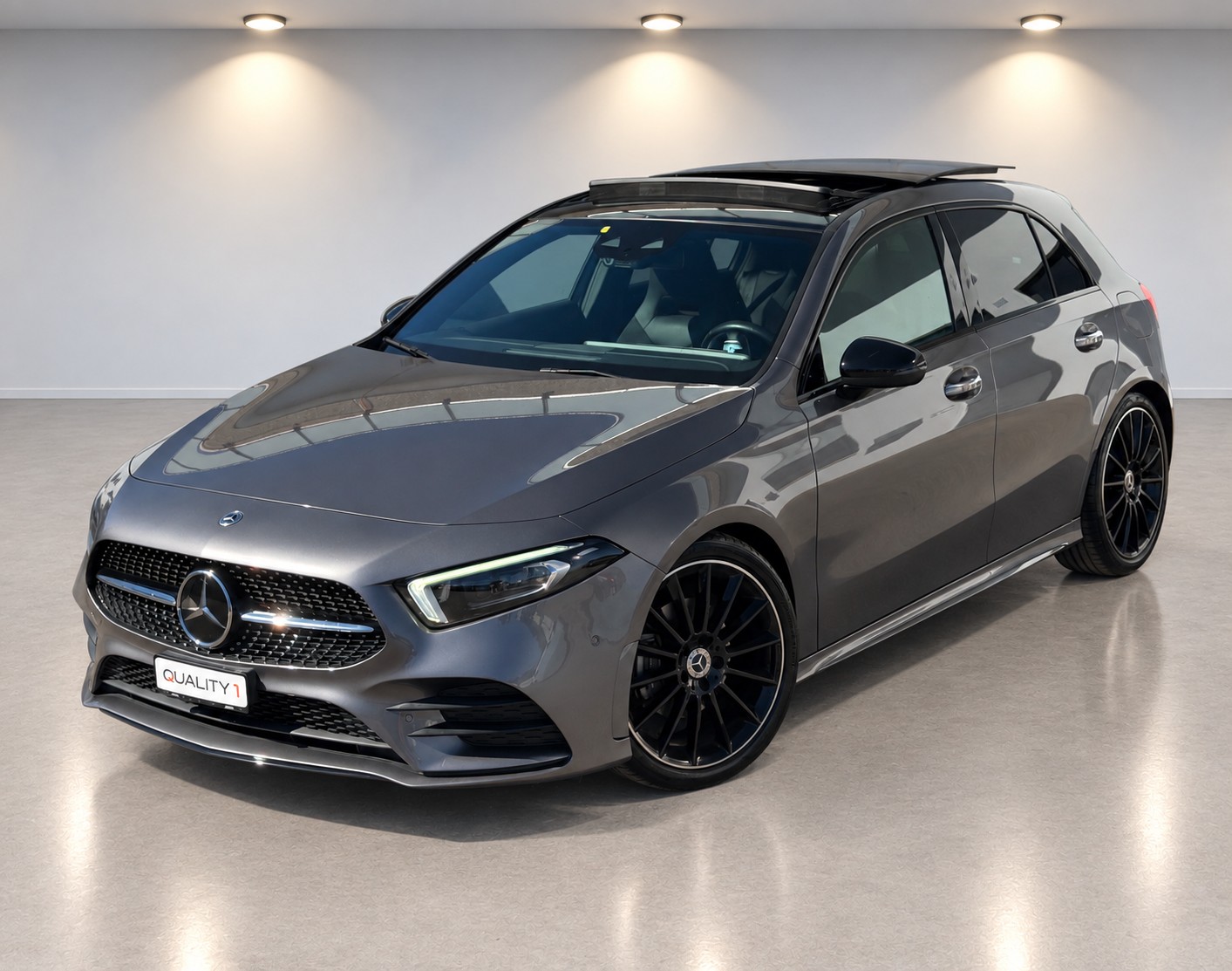 MERCEDES-BENZ A 180 AMG Line 7G-DCT-image-2