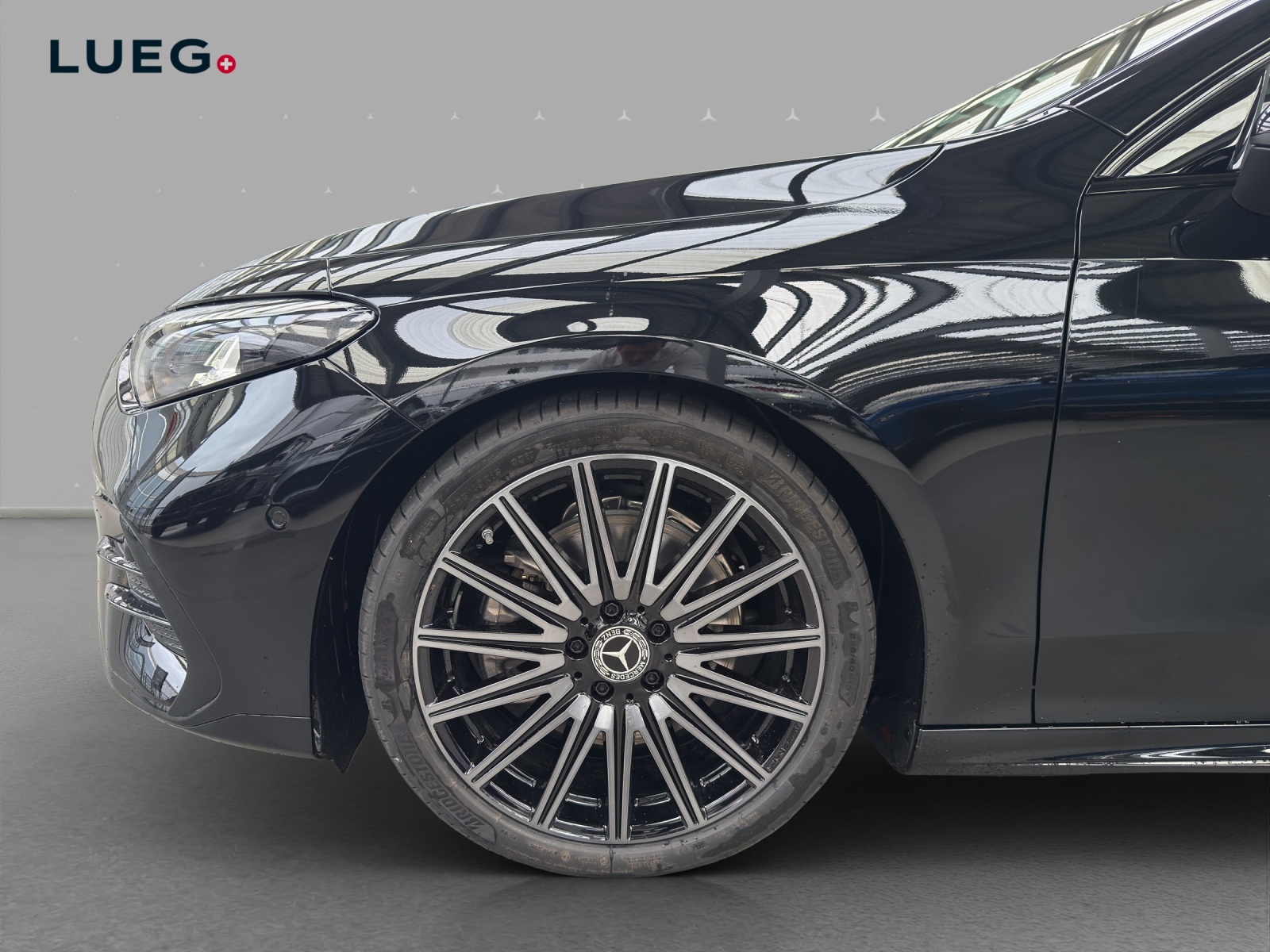 MERCEDES-BENZ CLA 220 8G-DCT 4Matic-image-6