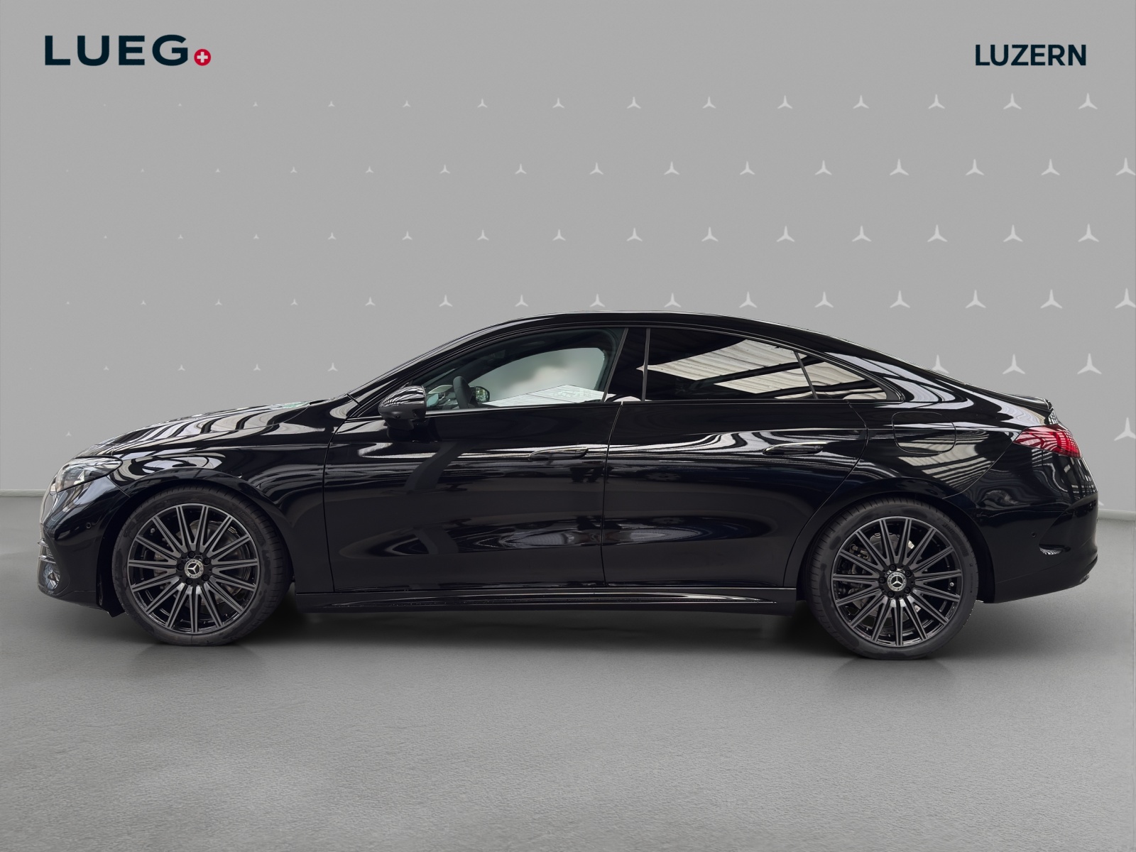 MERCEDES-BENZ CLA 220 8G-DCT 4Matic-image-1