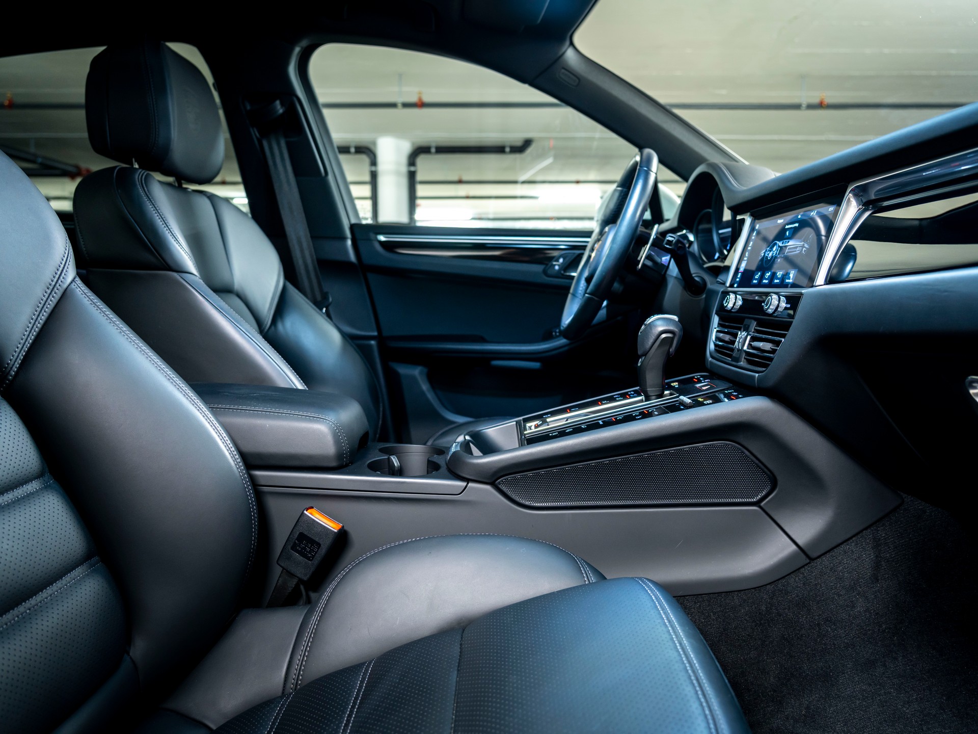 PORSCHE Macan S PDK-image-24
