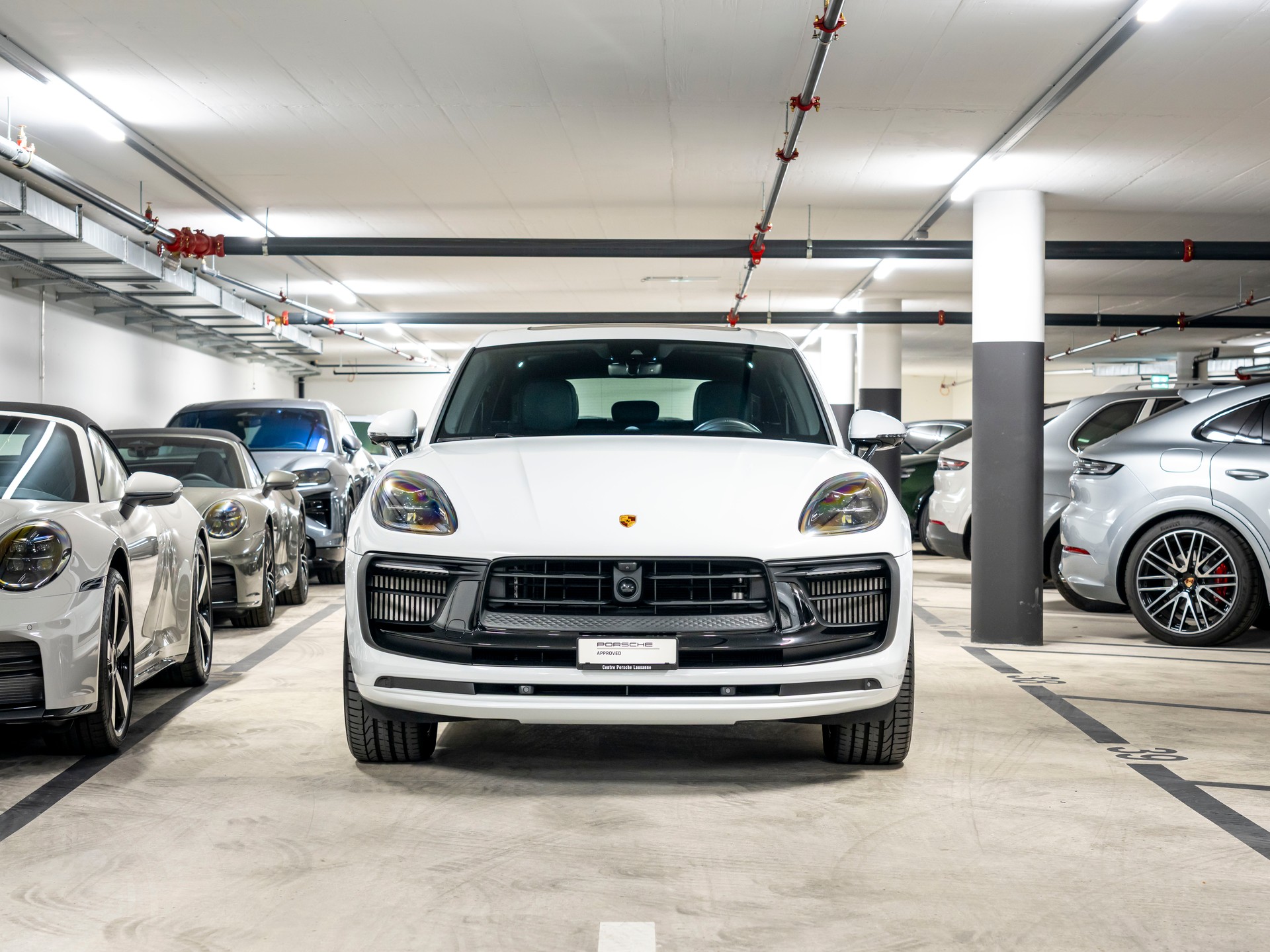 PORSCHE Macan S PDK-image-3