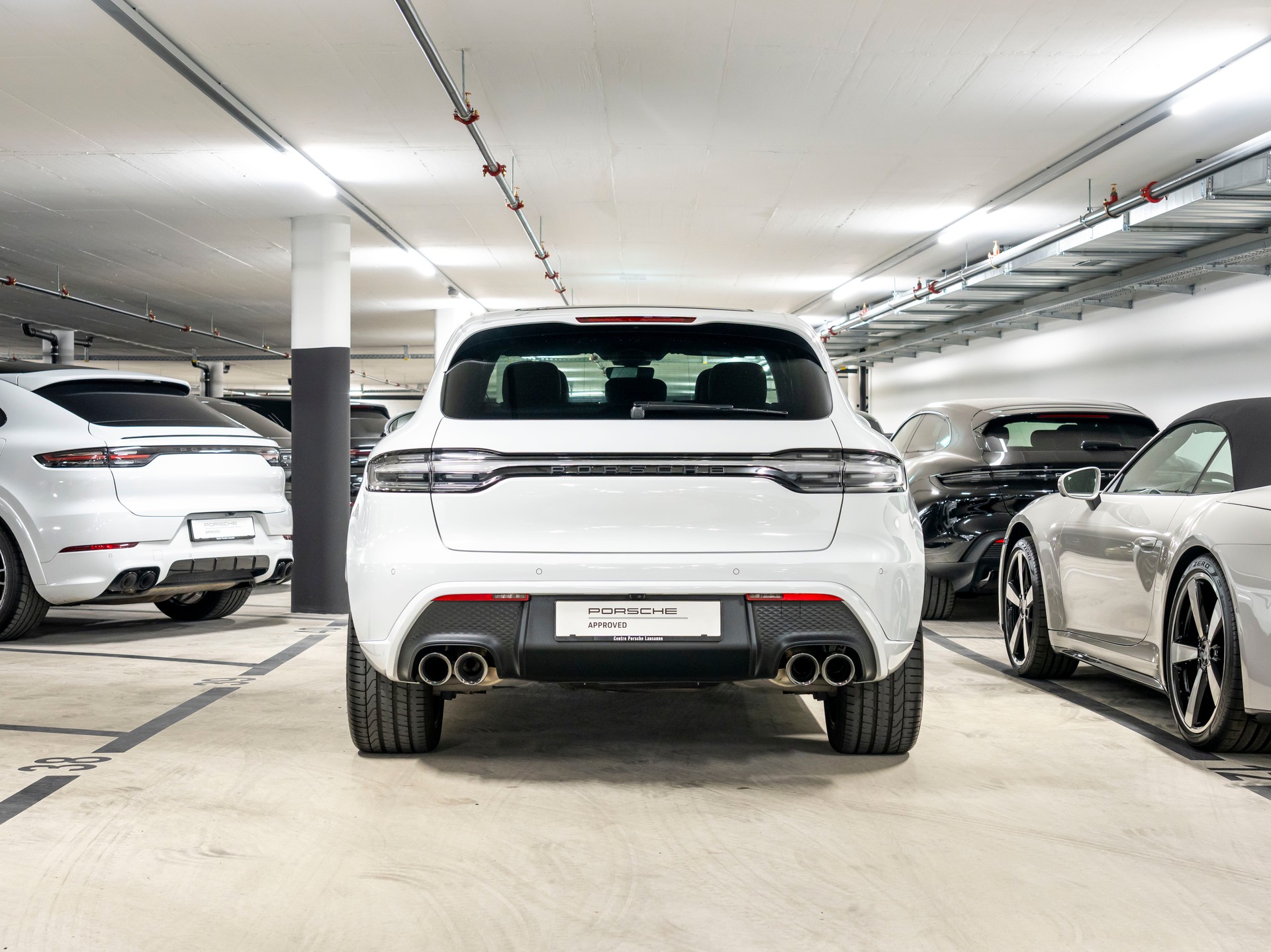 PORSCHE Macan S PDK-image-4