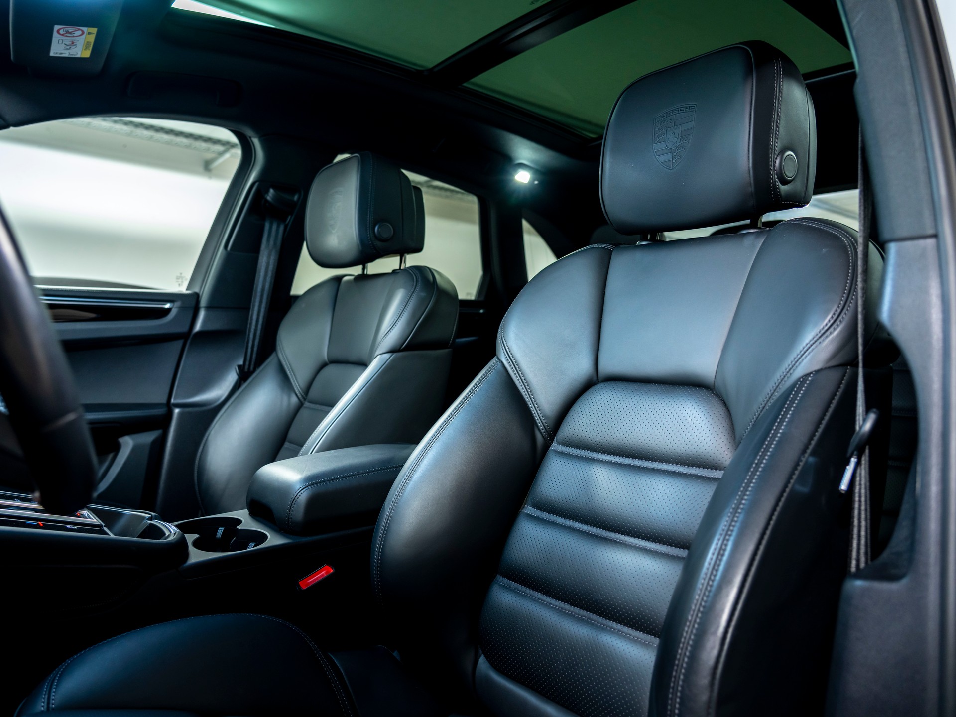 PORSCHE Macan S PDK-image-14