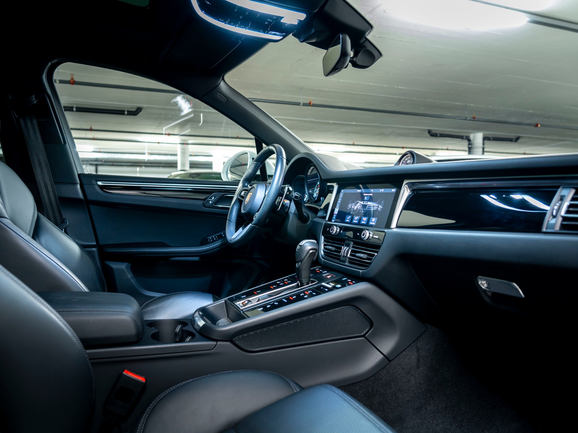 PORSCHE Macan S PDK-image-23