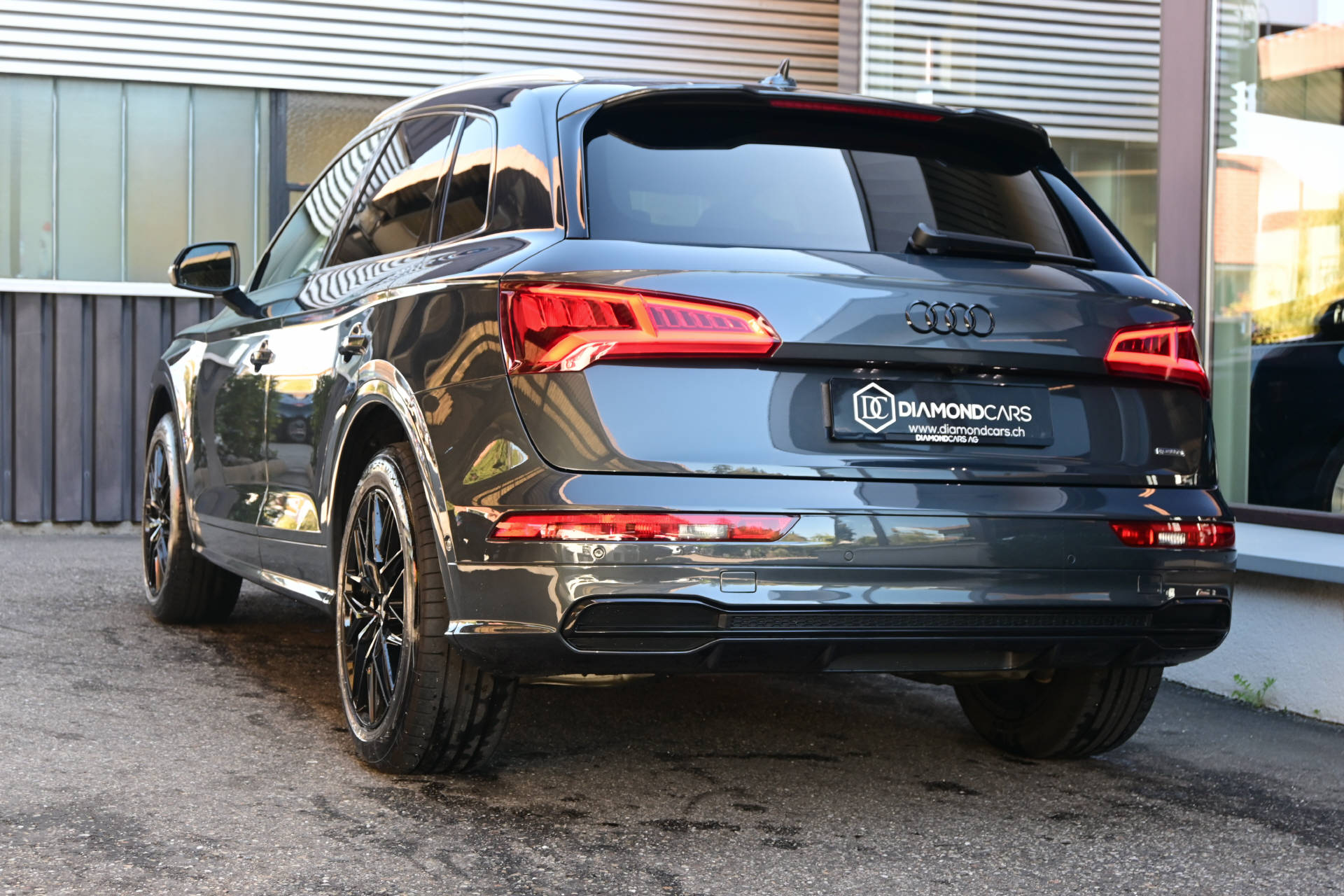 AUDI Q5 2.0 TFSI Sport qu. S-Tronic *Air Suspensio*S-Line Ext.*ACC*Pano*AHK*Leder*View Kamera*-image-5