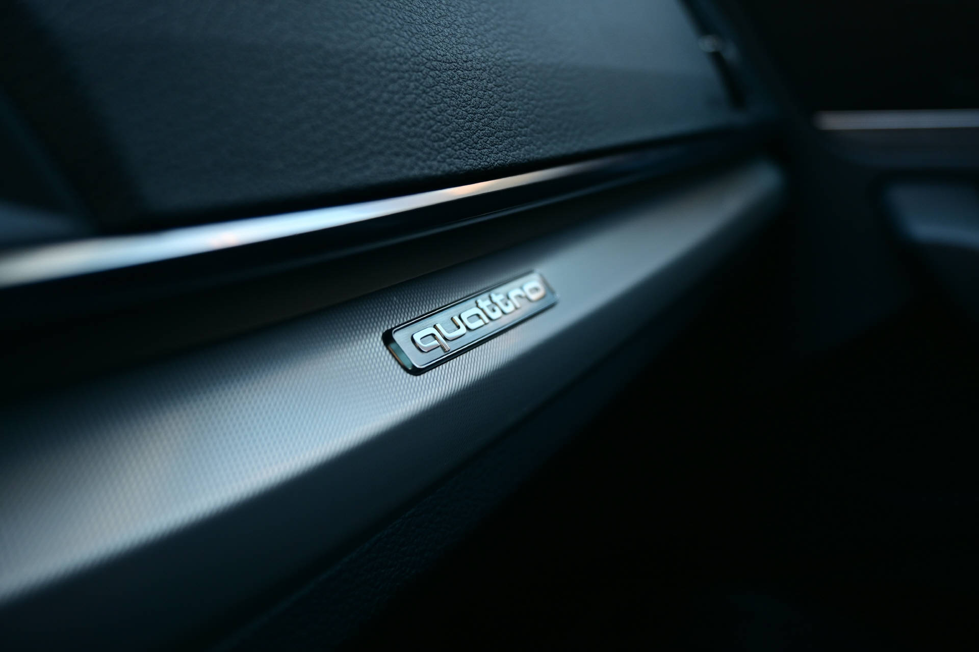 AUDI Q5 2.0 TFSI Sport qu. S-Tronic *Air Suspensio*S-Line Ext.*ACC*Pano*AHK*Leder*View Kamera*-image-22