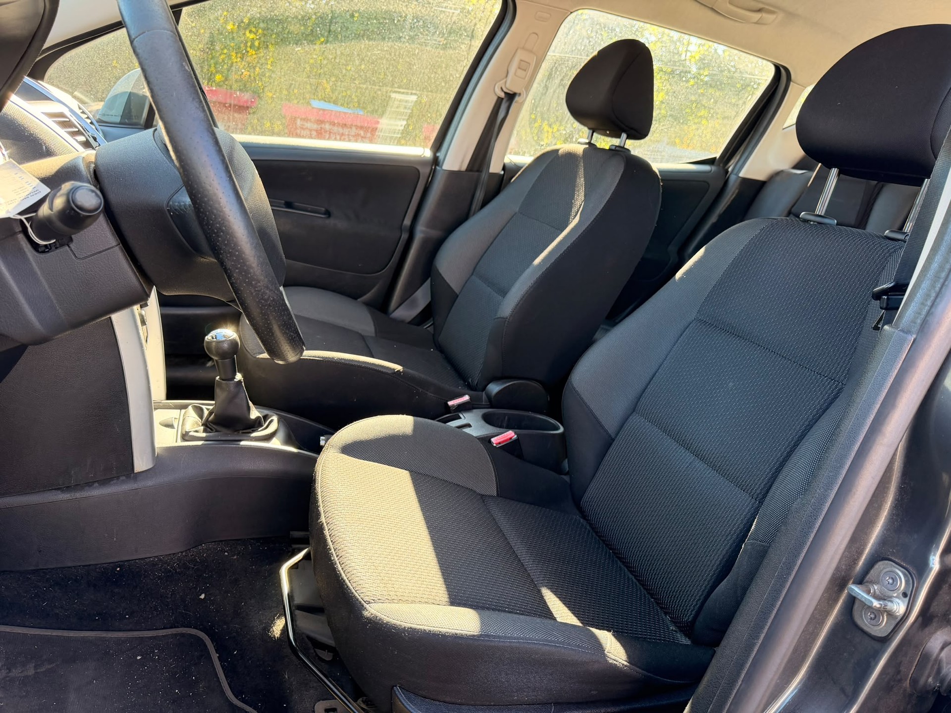 PEUGEOT 207 SW 1.6 16V Lion Edition-image-6