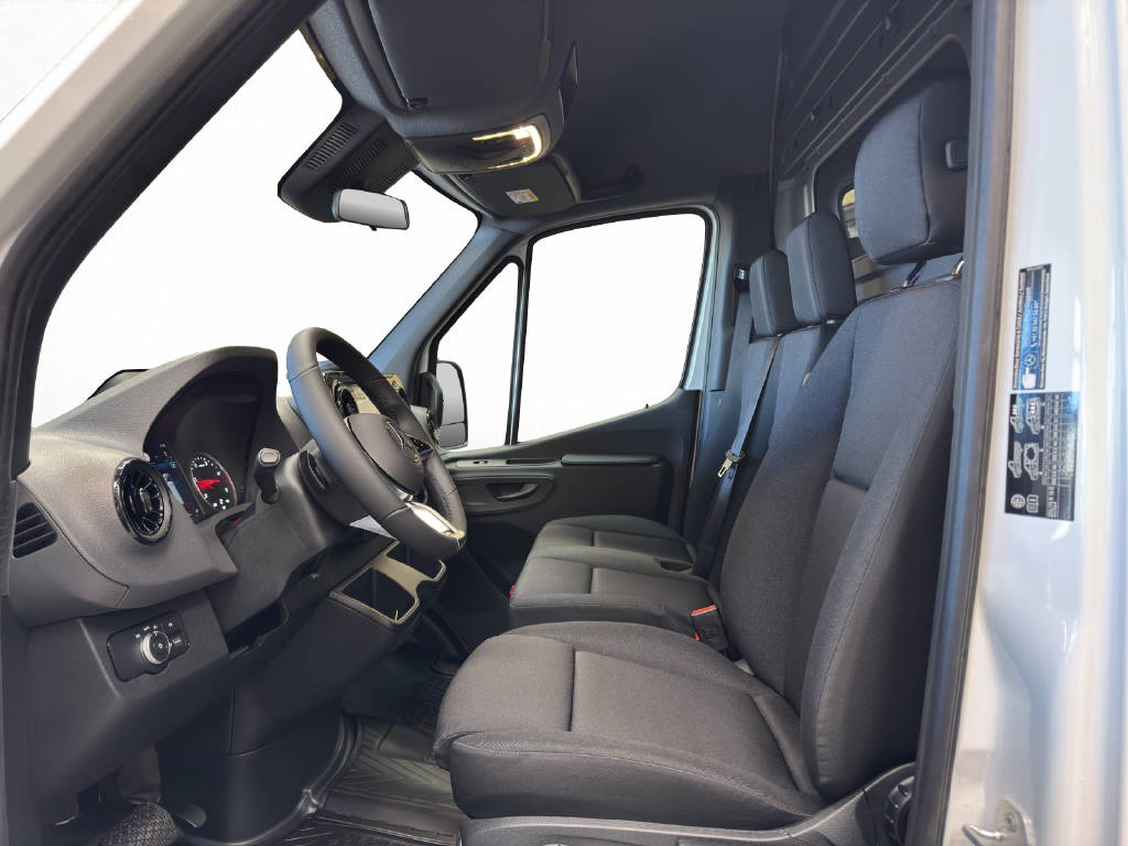 MERCEDES-BENZ Sprinter 319 CDI Pro KA WORKER 4x4-image-10