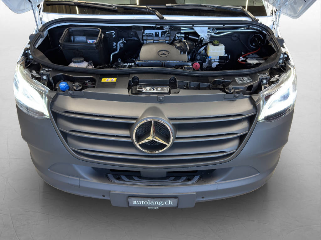 MERCEDES-BENZ Sprinter 319 CDI Pro KA WORKER 4x4-image-9