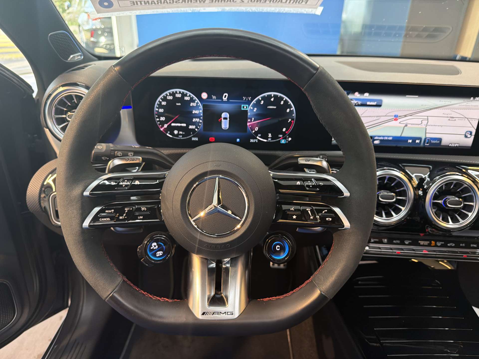 MERCEDES-BENZ A45 S AMG 4Matic+ 421PS DCT-Automat-image-15