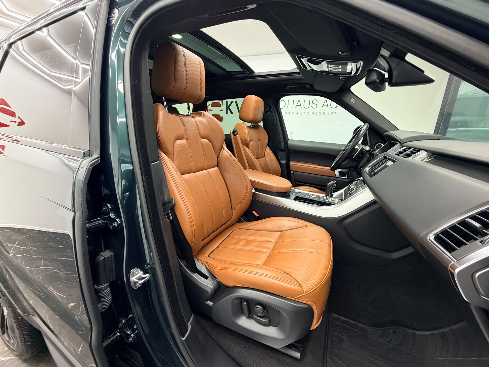 LAND ROVER Range Rover Sport 3.0 SDV6 HSE Dynamic Automatic | Vollaustattung| | Panorama | CH-Fahrzeug |-image-17