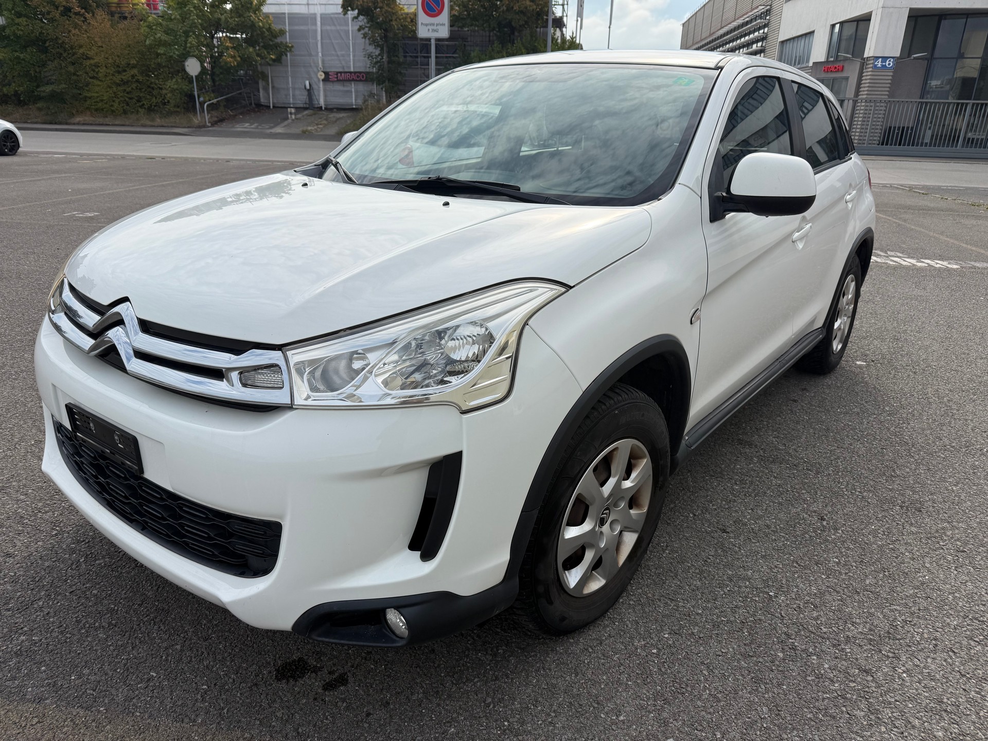 CITROEN C4 Aircross 1.6 HDi Collection 4WD-image-1