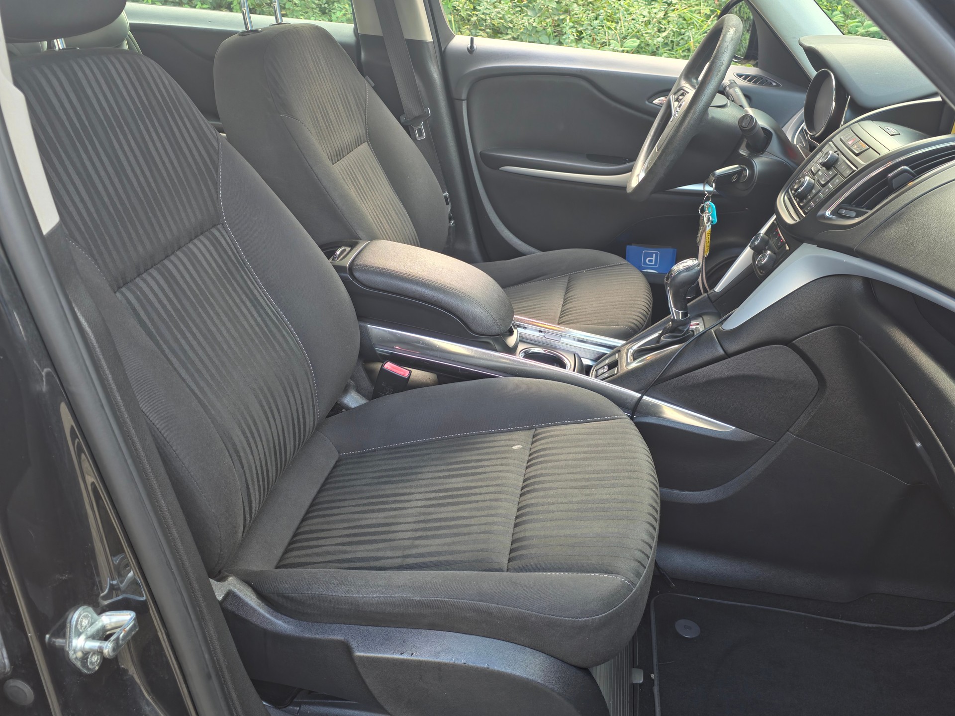 OPEL Zafira Tourer 1.4i 16V Turbo Sport Automatic-image-4