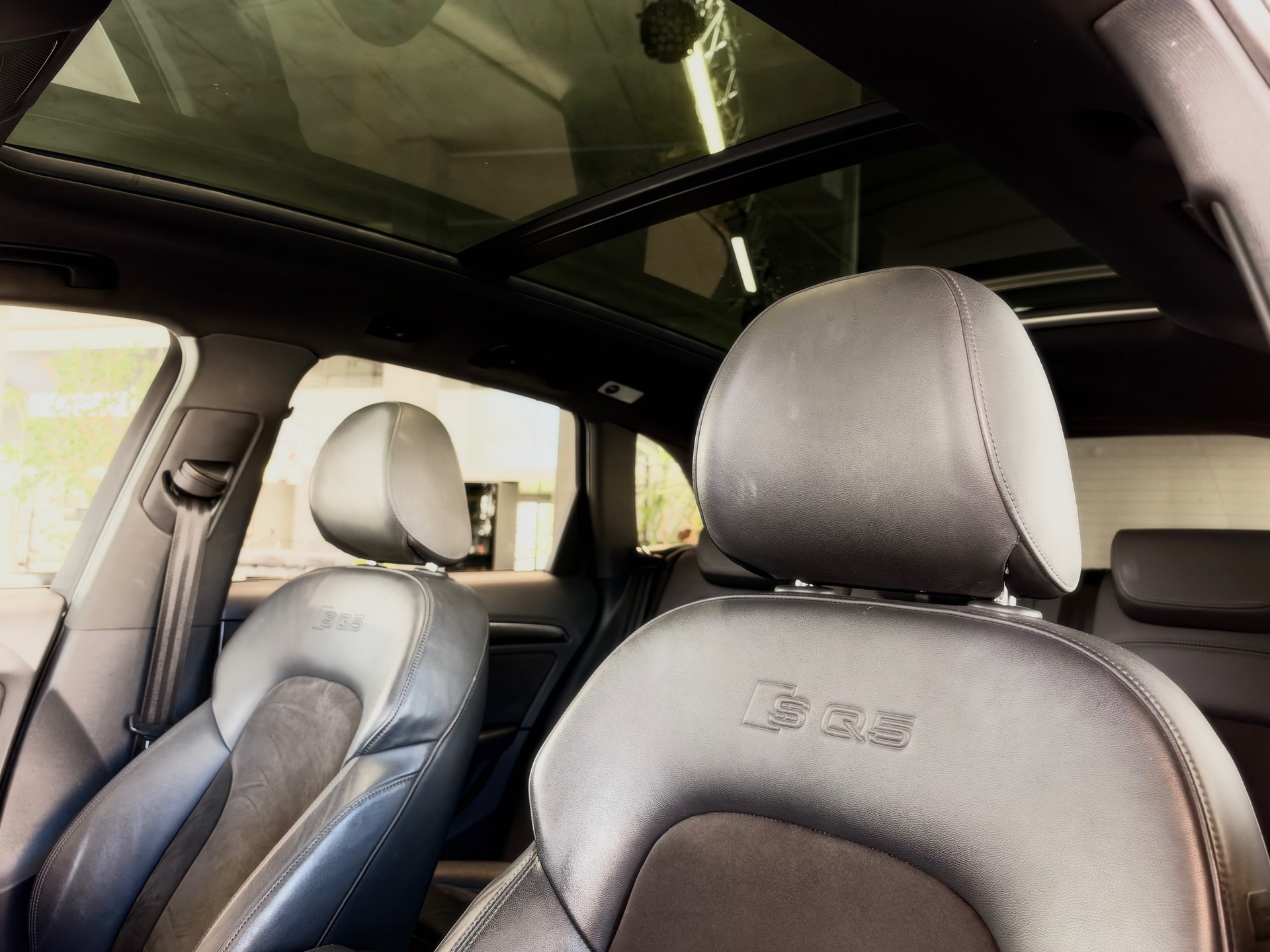 AUDI SQ5 3.0 TDI quattro tiptronic-image-9