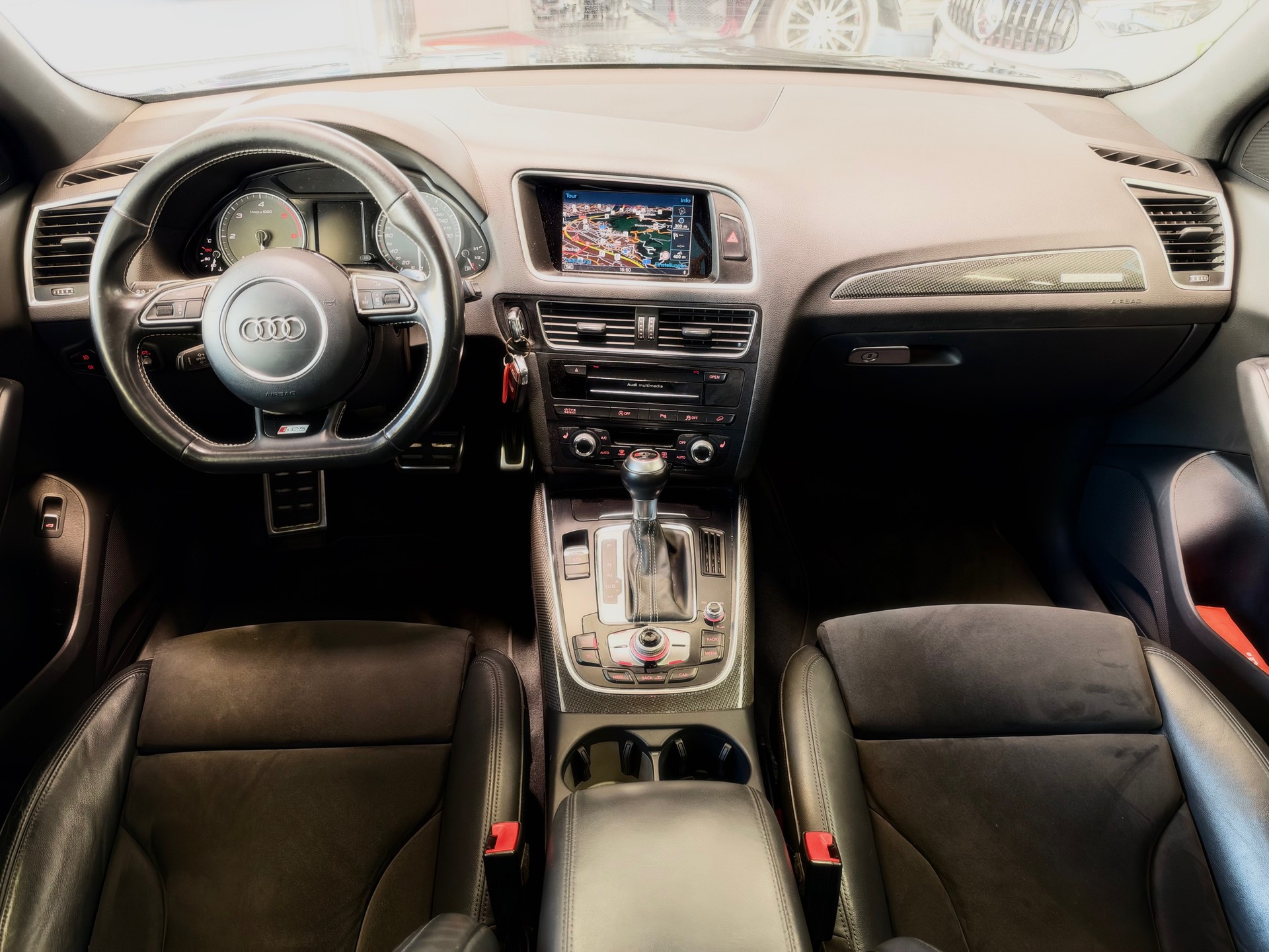 AUDI SQ5 3.0 TDI quattro tiptronic-image-13